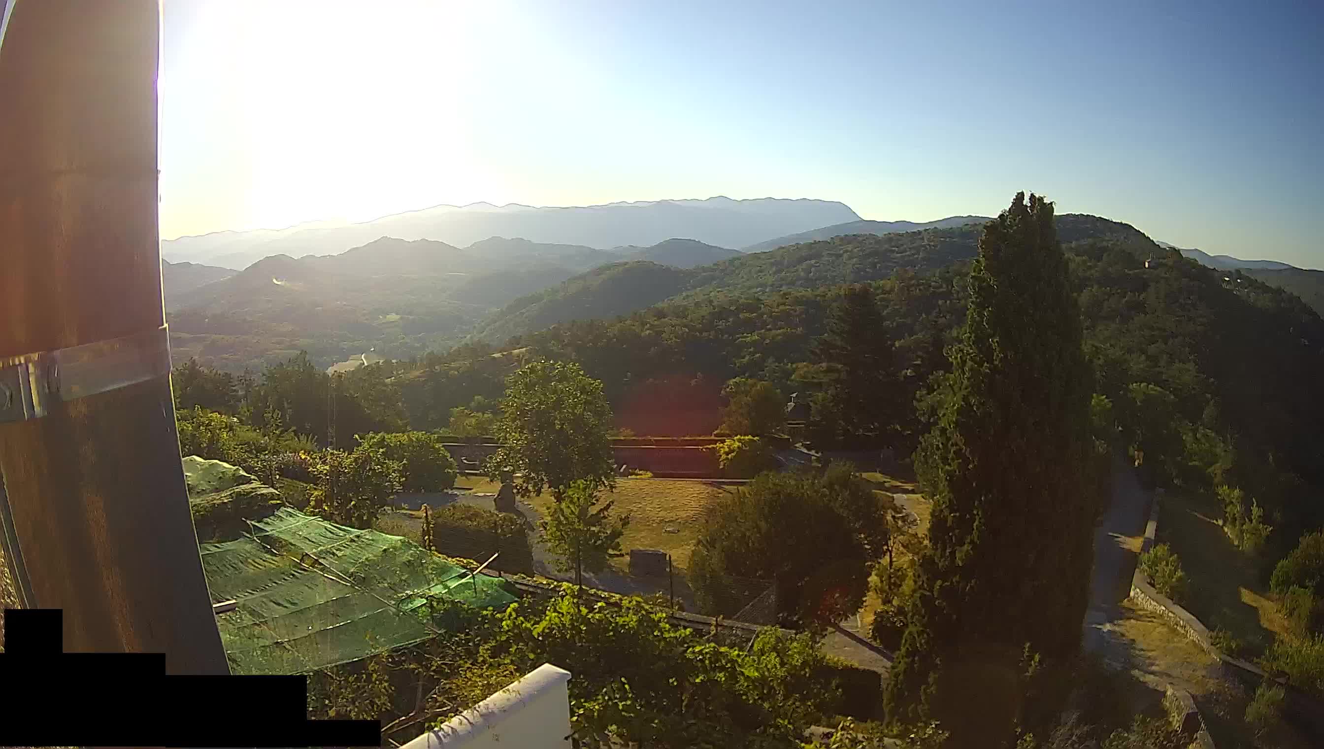 Štanjel – Ferrarijev vrt – Slovenija web kamere
