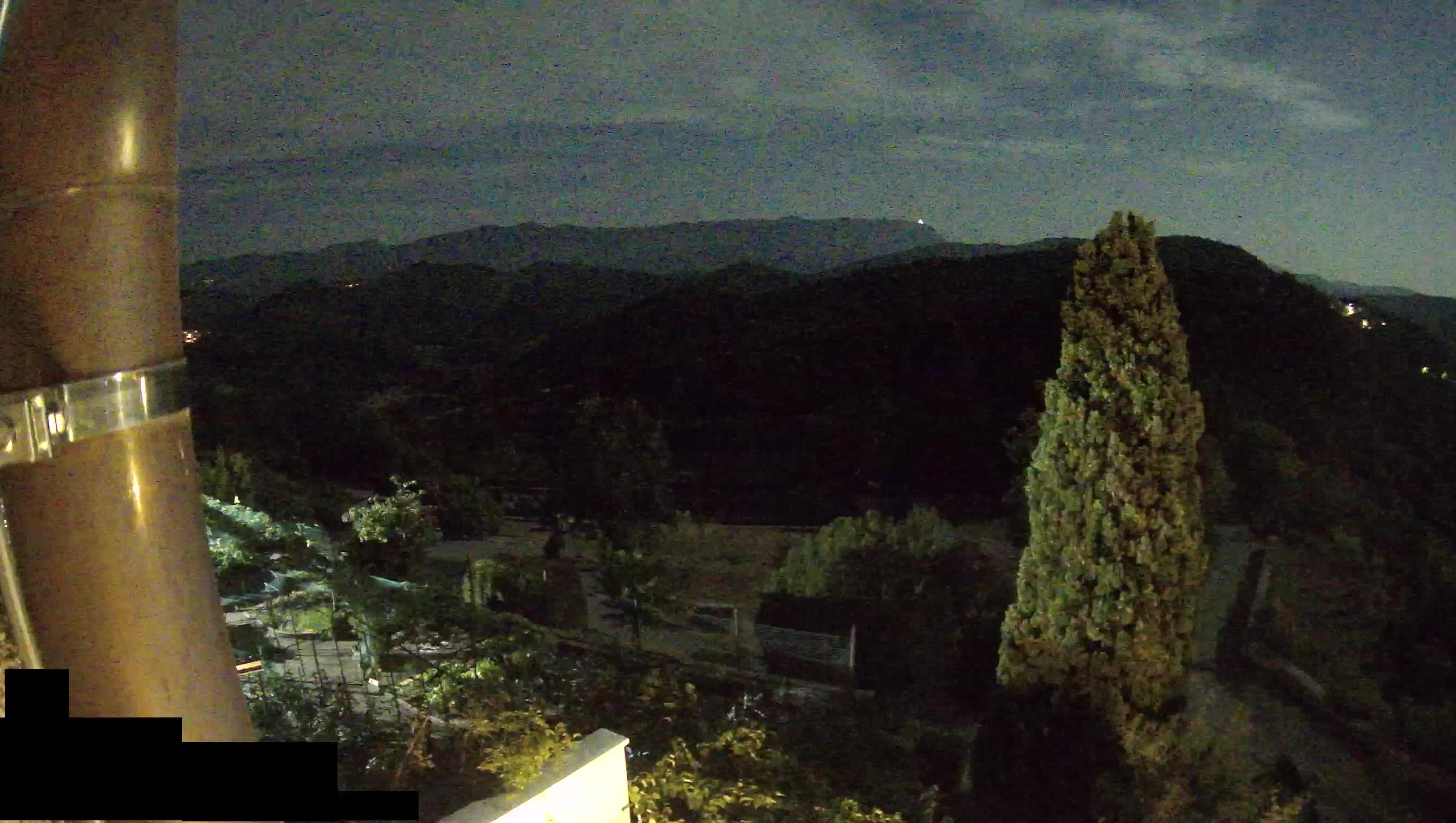 Live Webcam Štanjel –  Ferrari Garden – Slovenia livecam