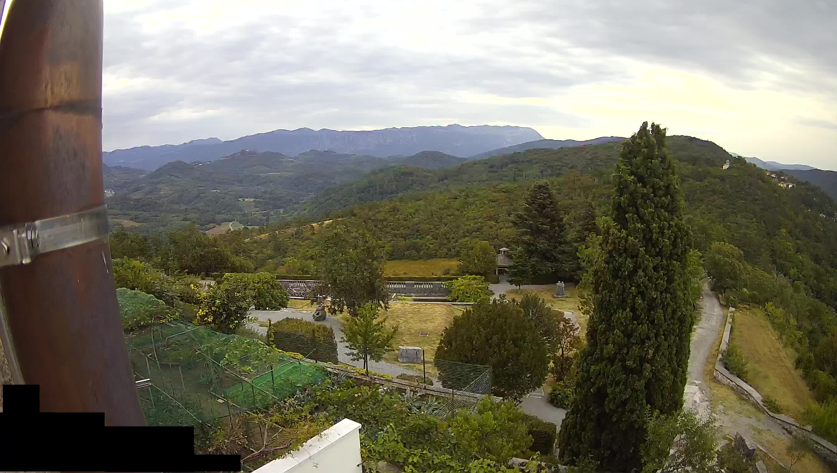 Live Webcam Štanjel –  Ferrari Garden – Slovenia livecam