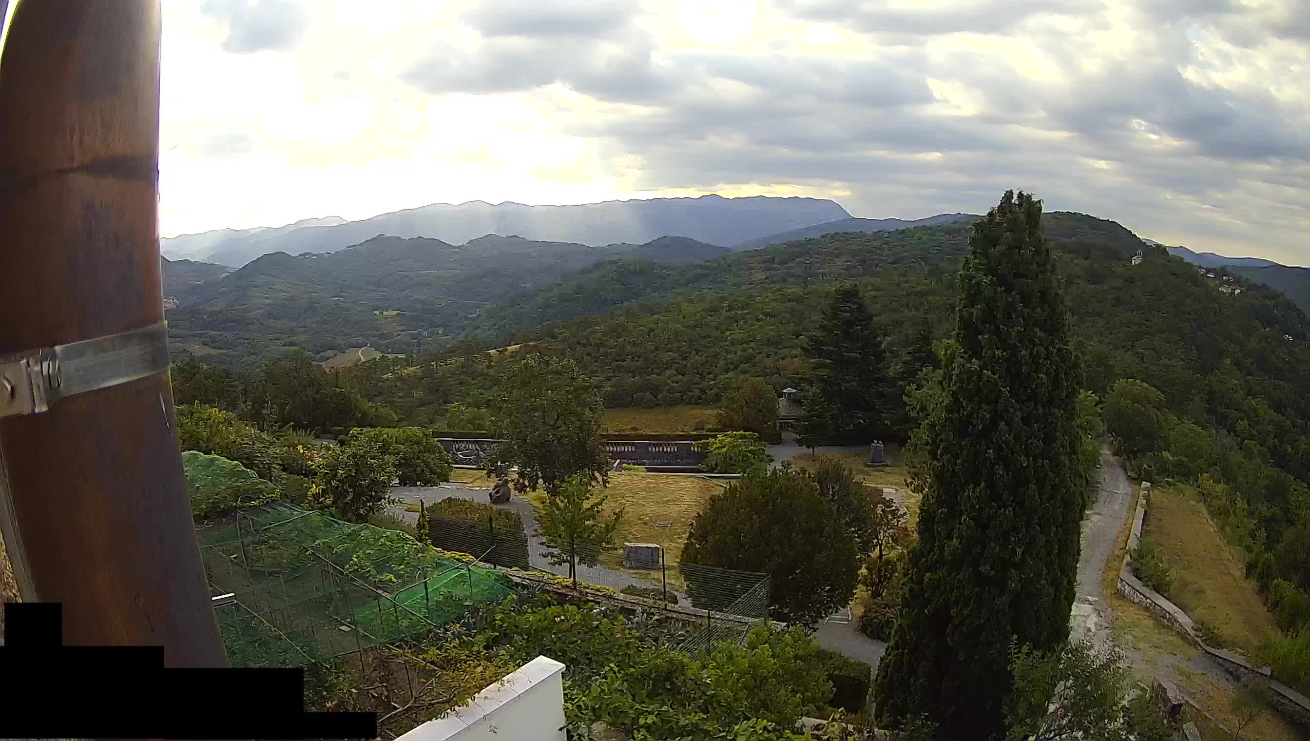 Webcam Štanjel –  Giardini Ferrari – Slovenia livecam