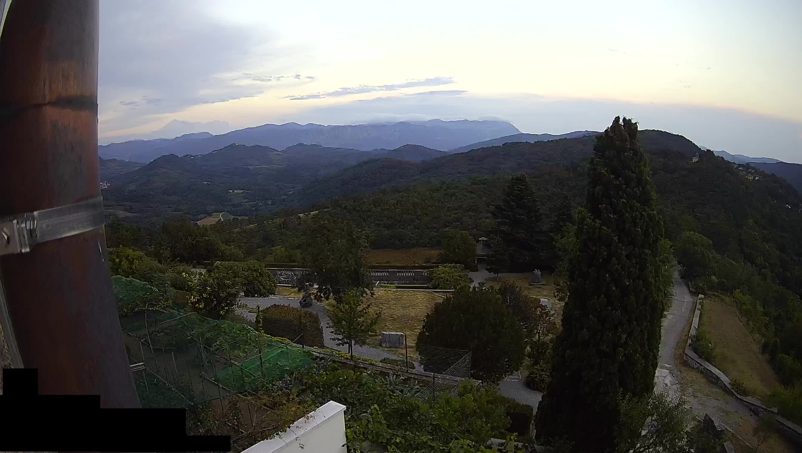 Webcam Štanjel – Giardini Ferrari – Slovenia livecam