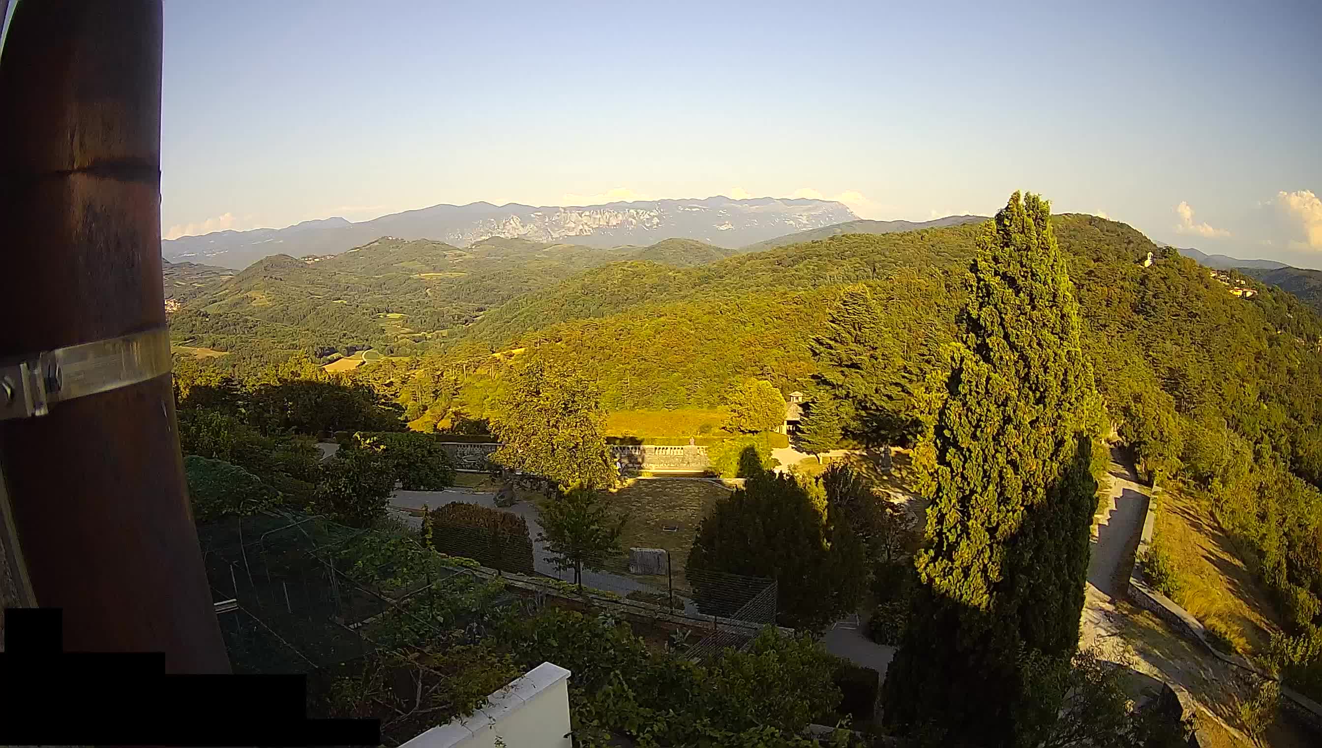Live Webcam Štanjel –  Ferrari Garden – Slovenia livecam