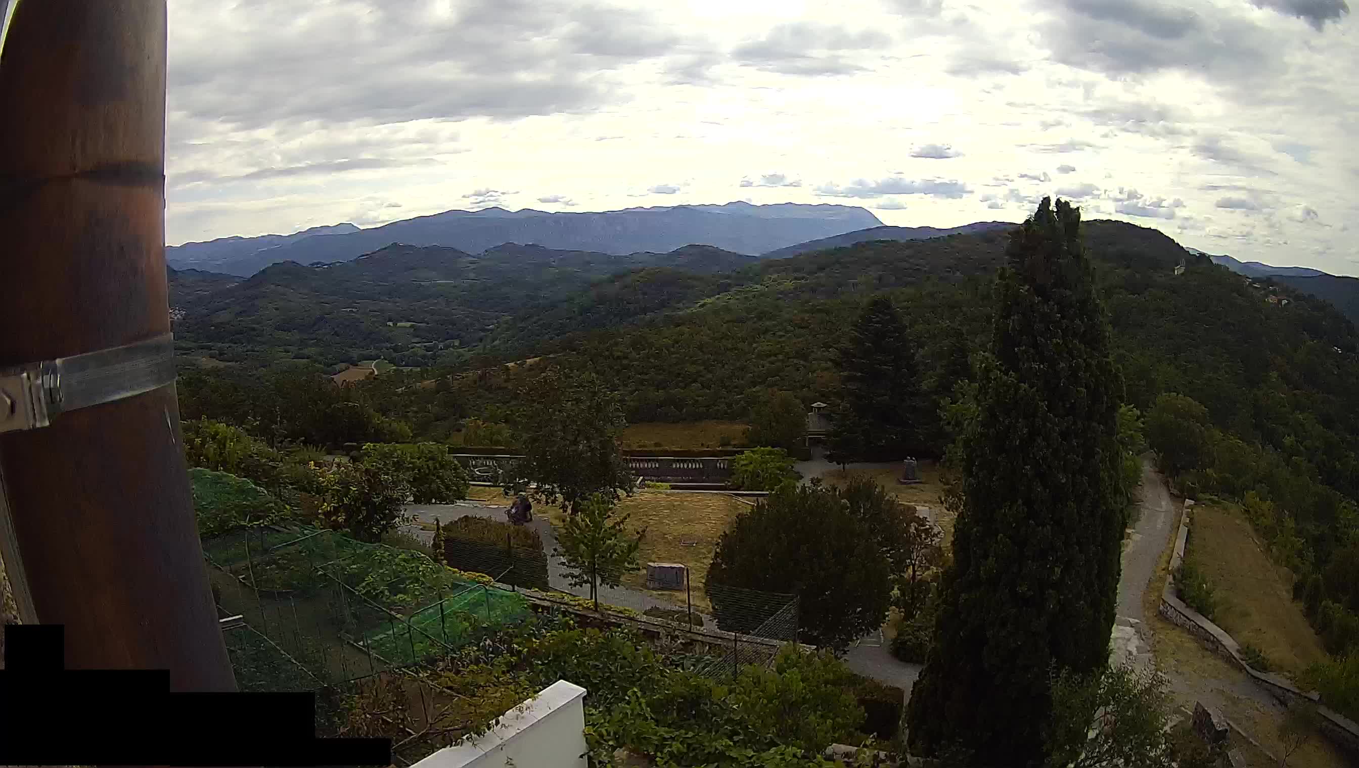 Live Webcam Štanjel – Ferrari Garden – Slovenia livecam