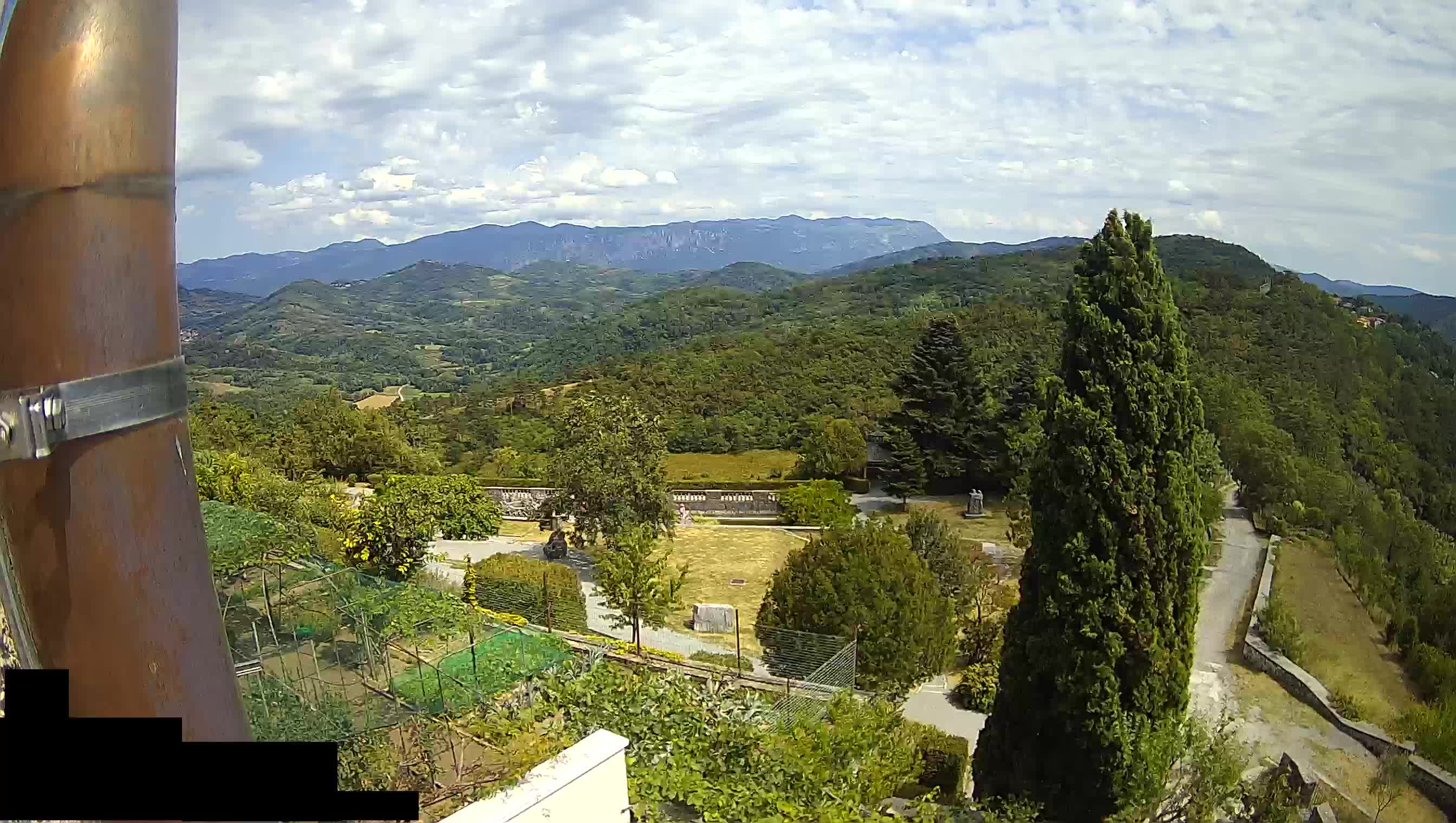 Live Webcam Štanjel –  Ferrari Garden – Slovenia livecam