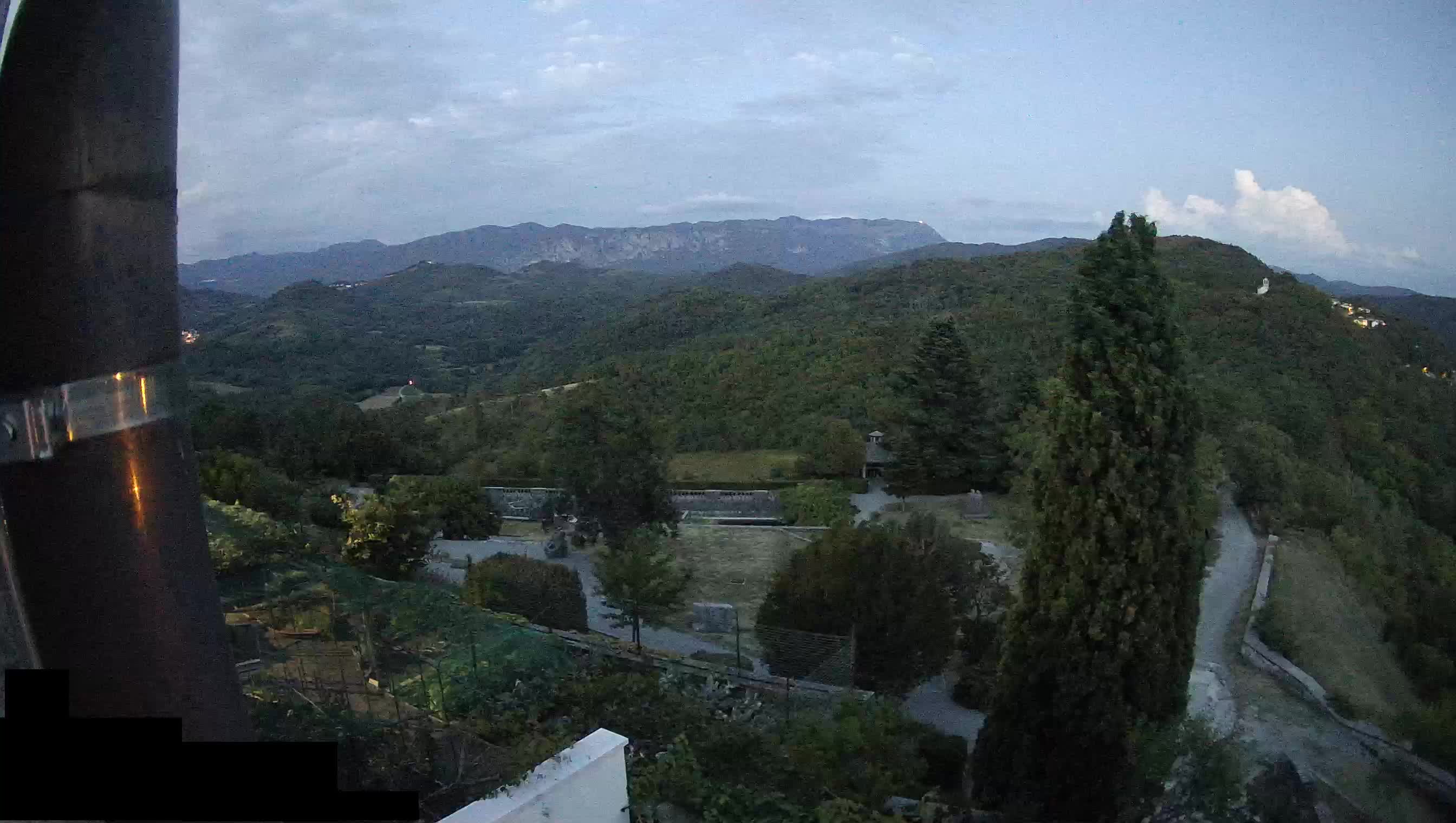 Live Webcam Štanjel – Ferrari Garden – Slovenia livecam