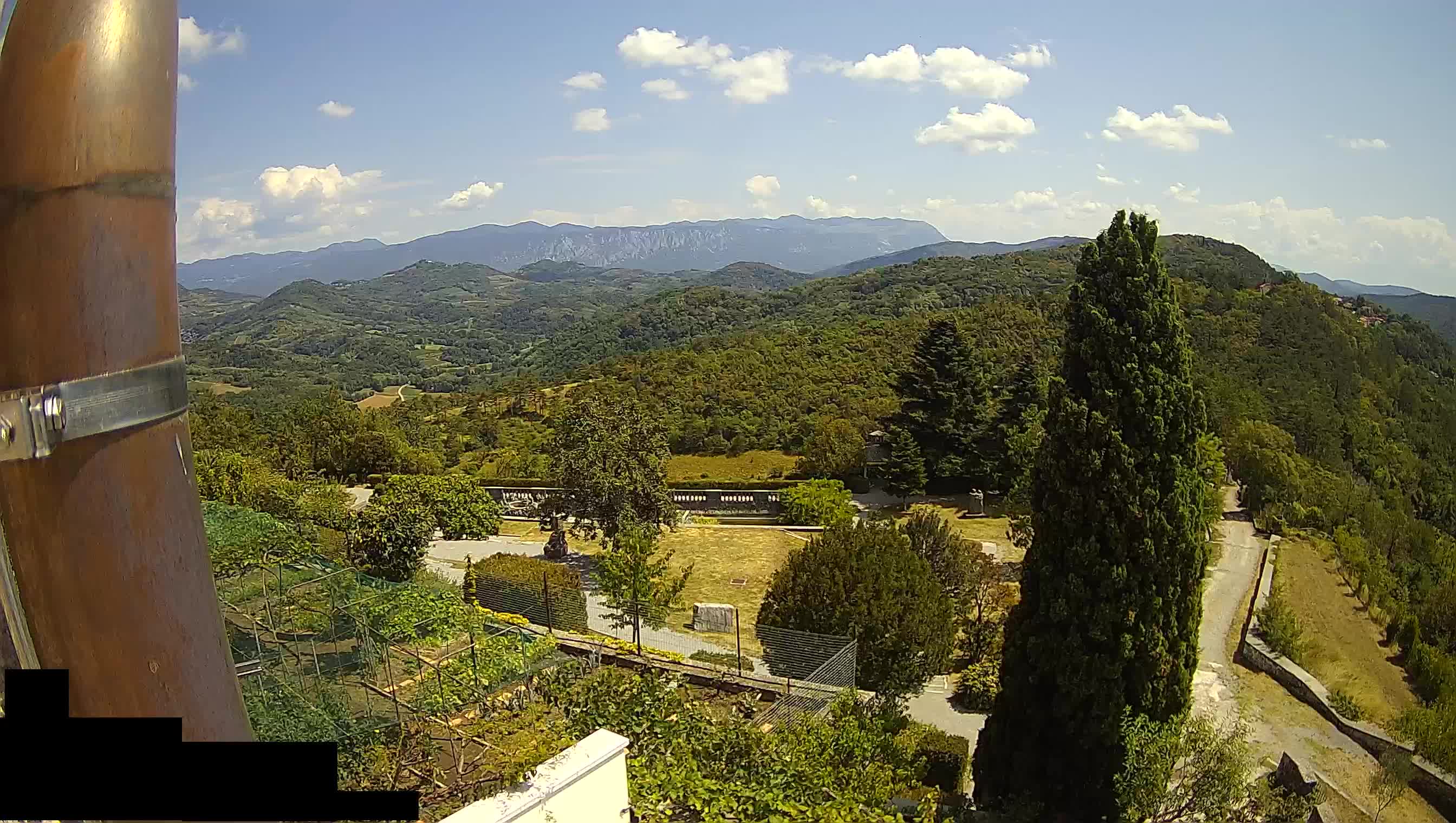 Live Webcam Štanjel –  Ferrari Garden – Slovenia livecam