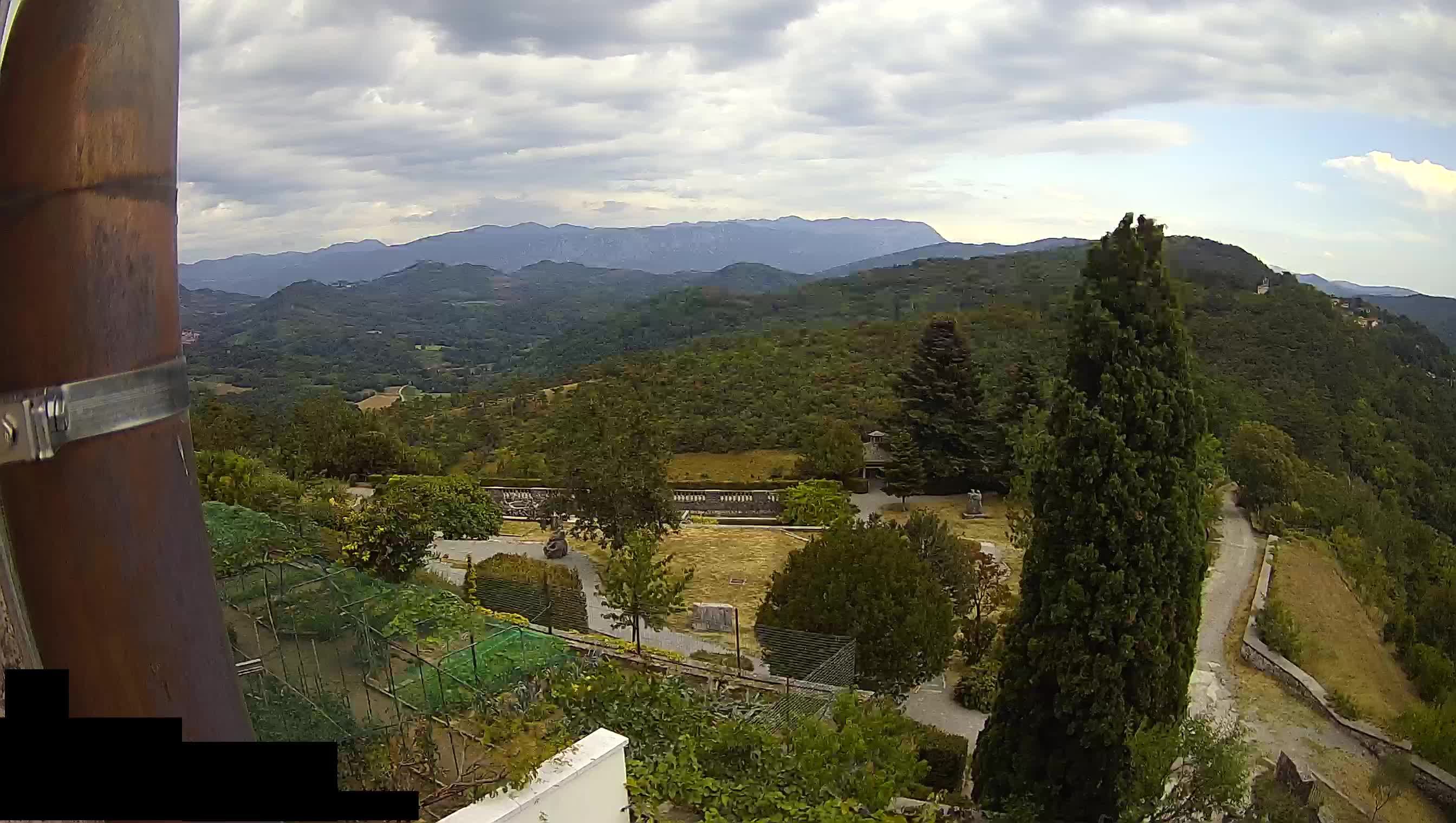 Live Webcam Štanjel –  Ferrari Garden – Slovenia livecam