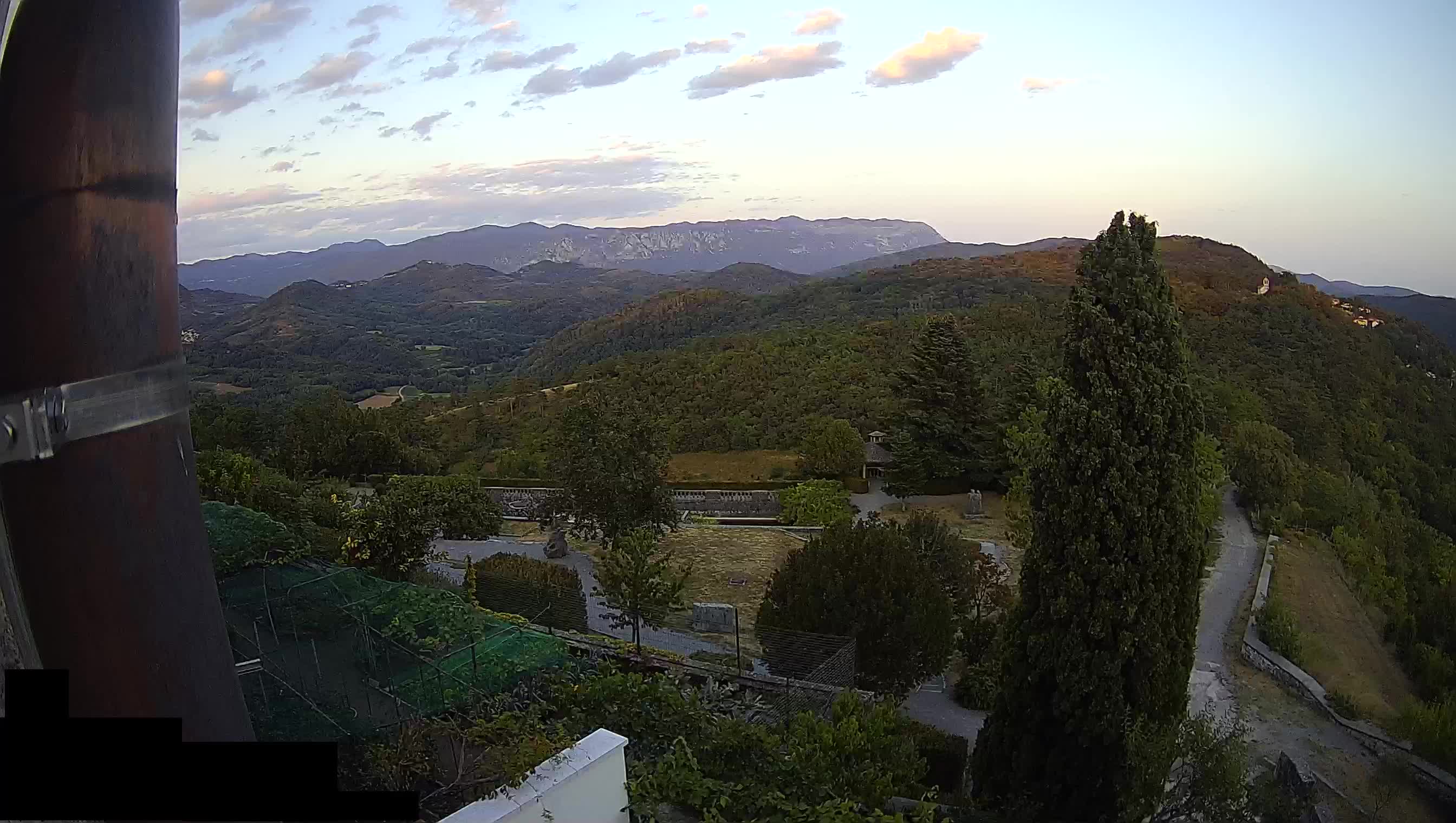 Live Webcam Štanjel –  Ferrari Garden – Slovenia livecam