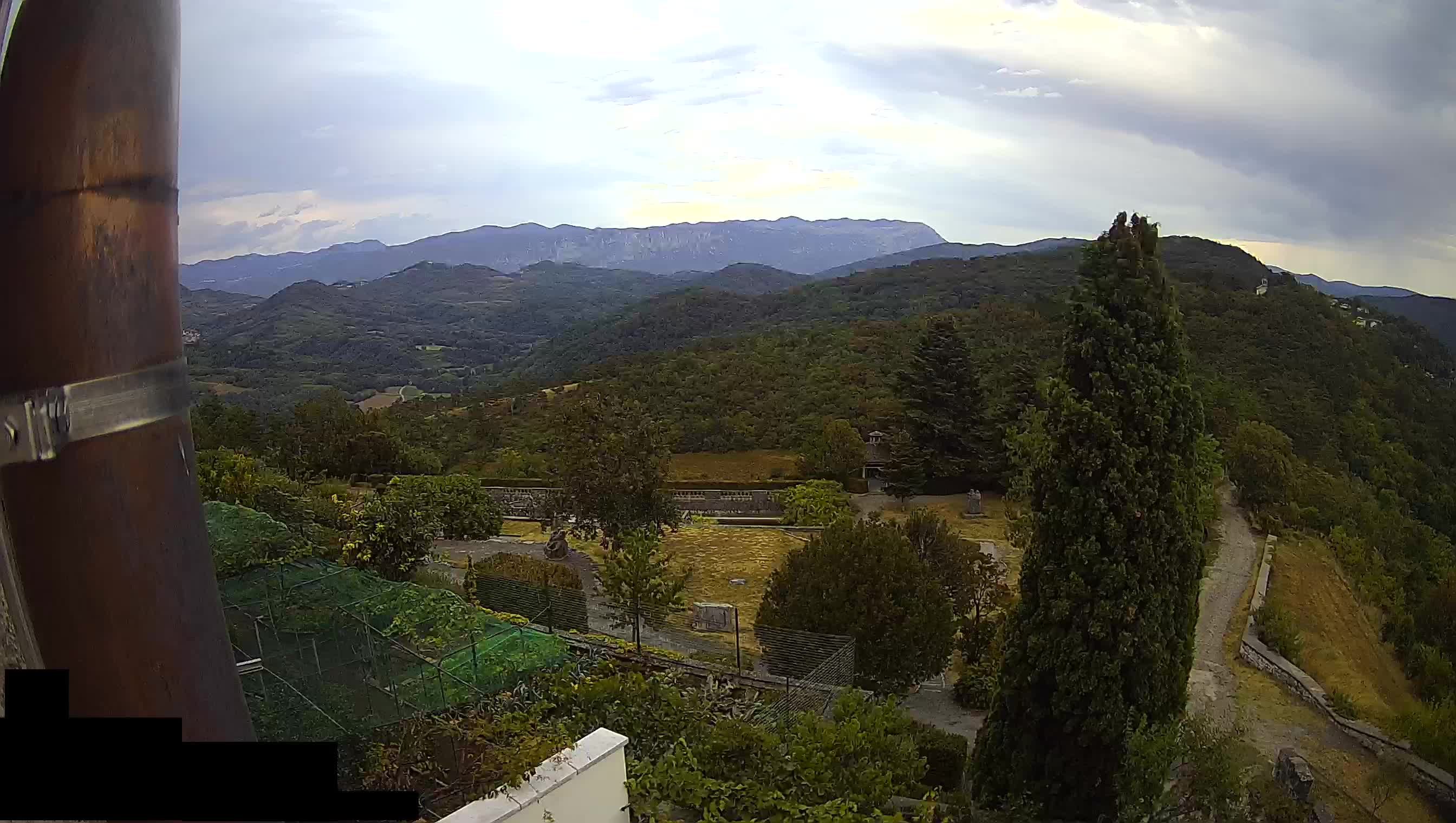 Live Webcam Štanjel –  Ferrari Garden – Slovenia livecam