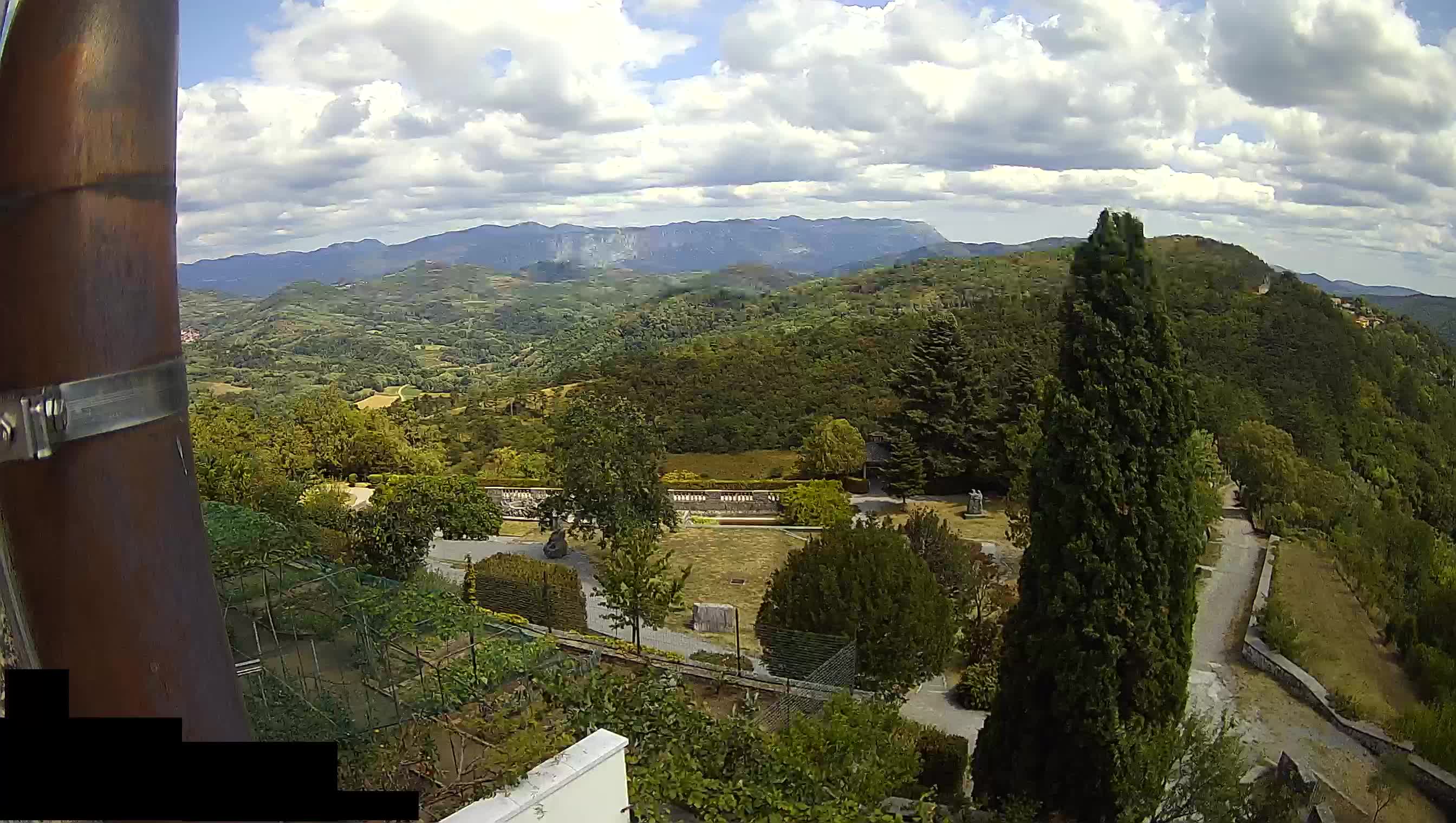 Live Webcam Štanjel –  Ferrari Garden – Slovenia livecam