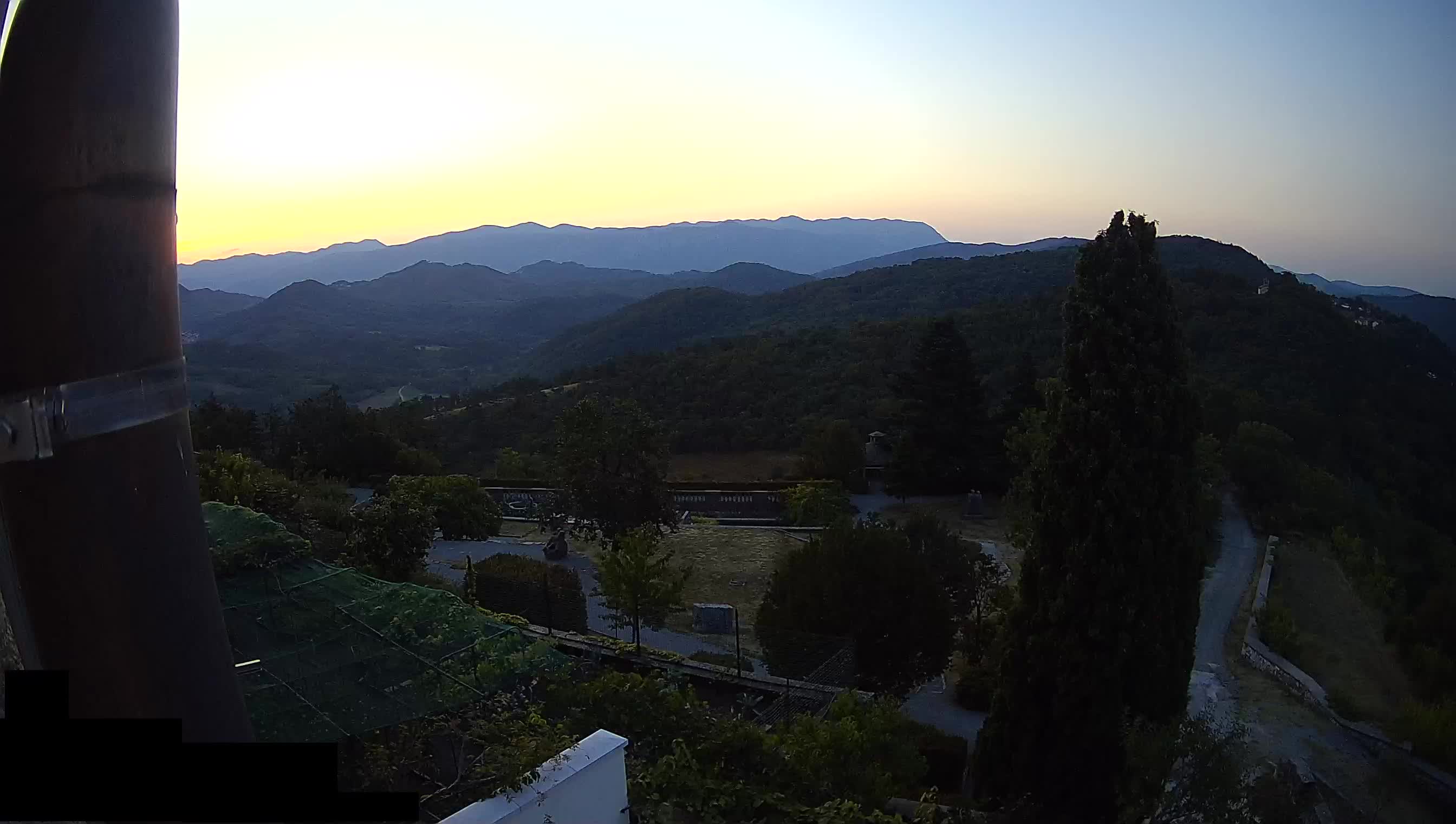 Live Webcam Štanjel –  Ferrari Garden – Slovenia livecam