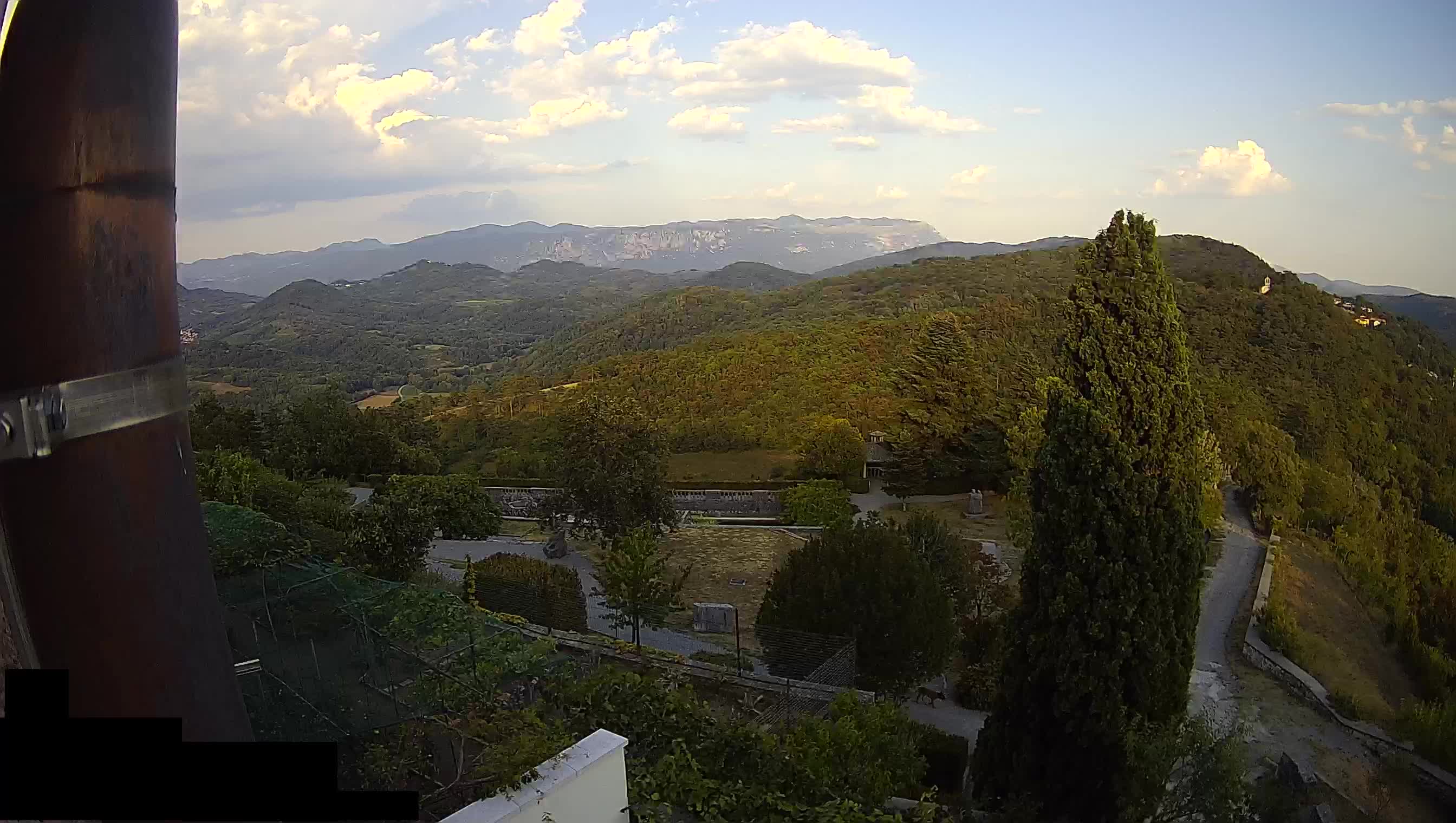 Live Webcam Štanjel –  Ferrari Garden – Slovenia livecam