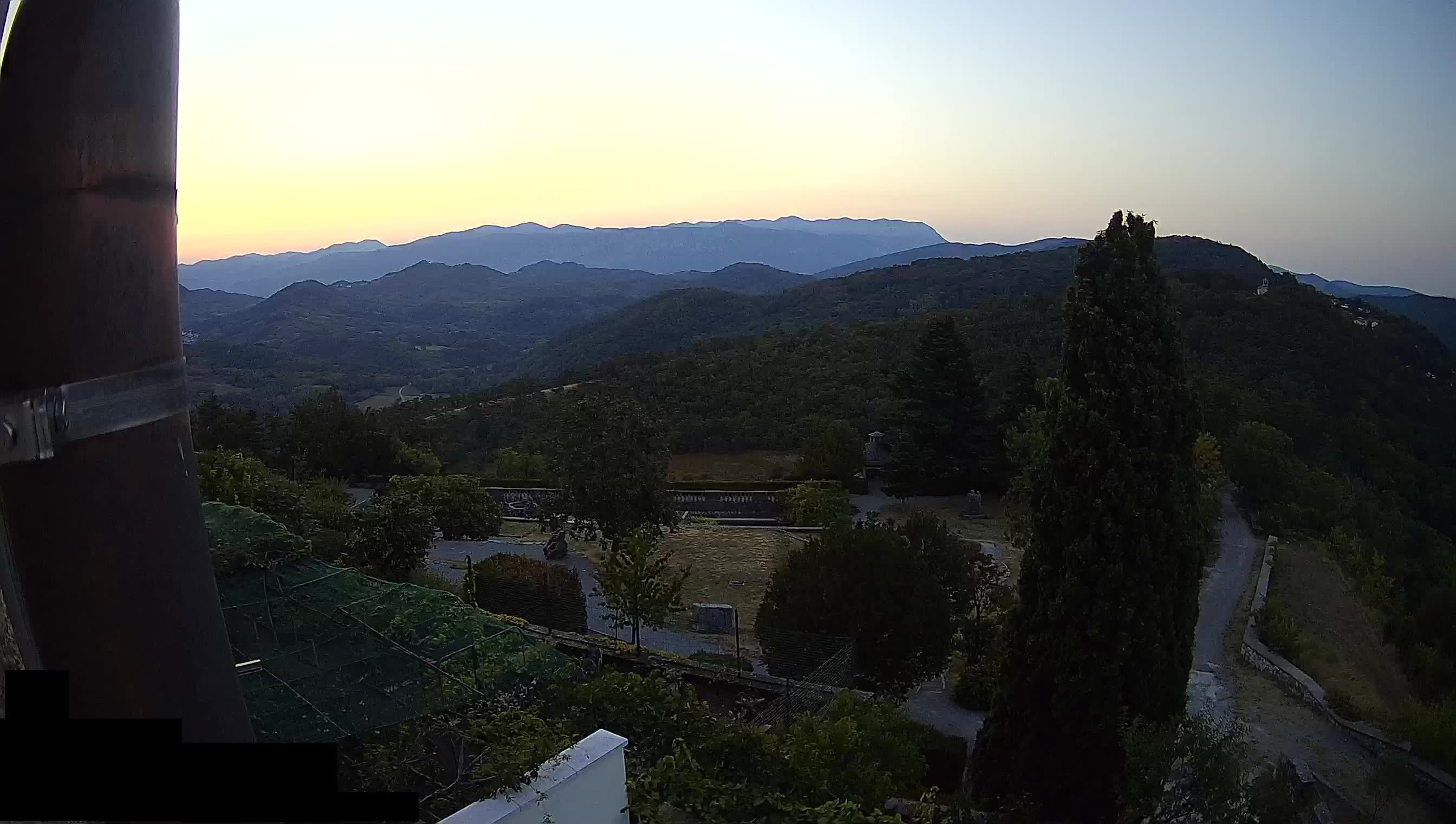 Live Webcam Štanjel – Ferrari Garden – Slovenia livecam