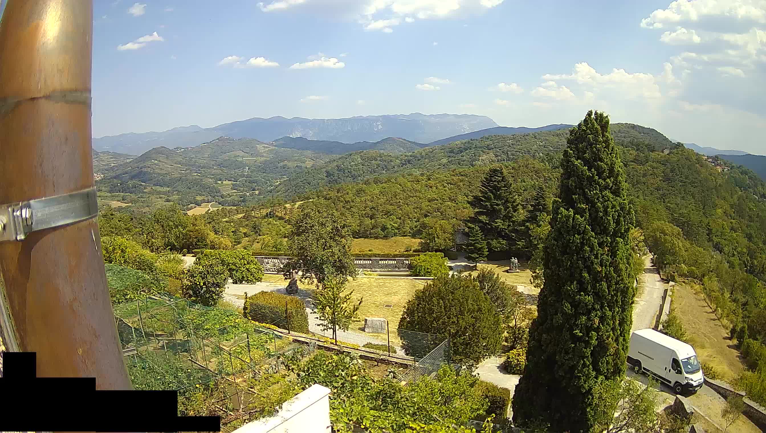 Live Webcam Štanjel –  Ferrari Garden – Slovenia livecam