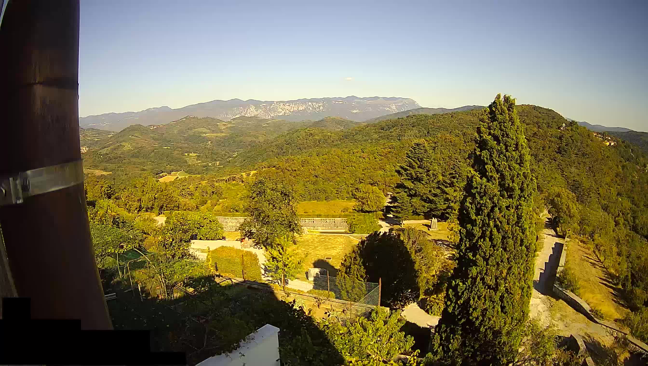 Webcam Štanjel –  Giardini Ferrari – Slovenia livecam