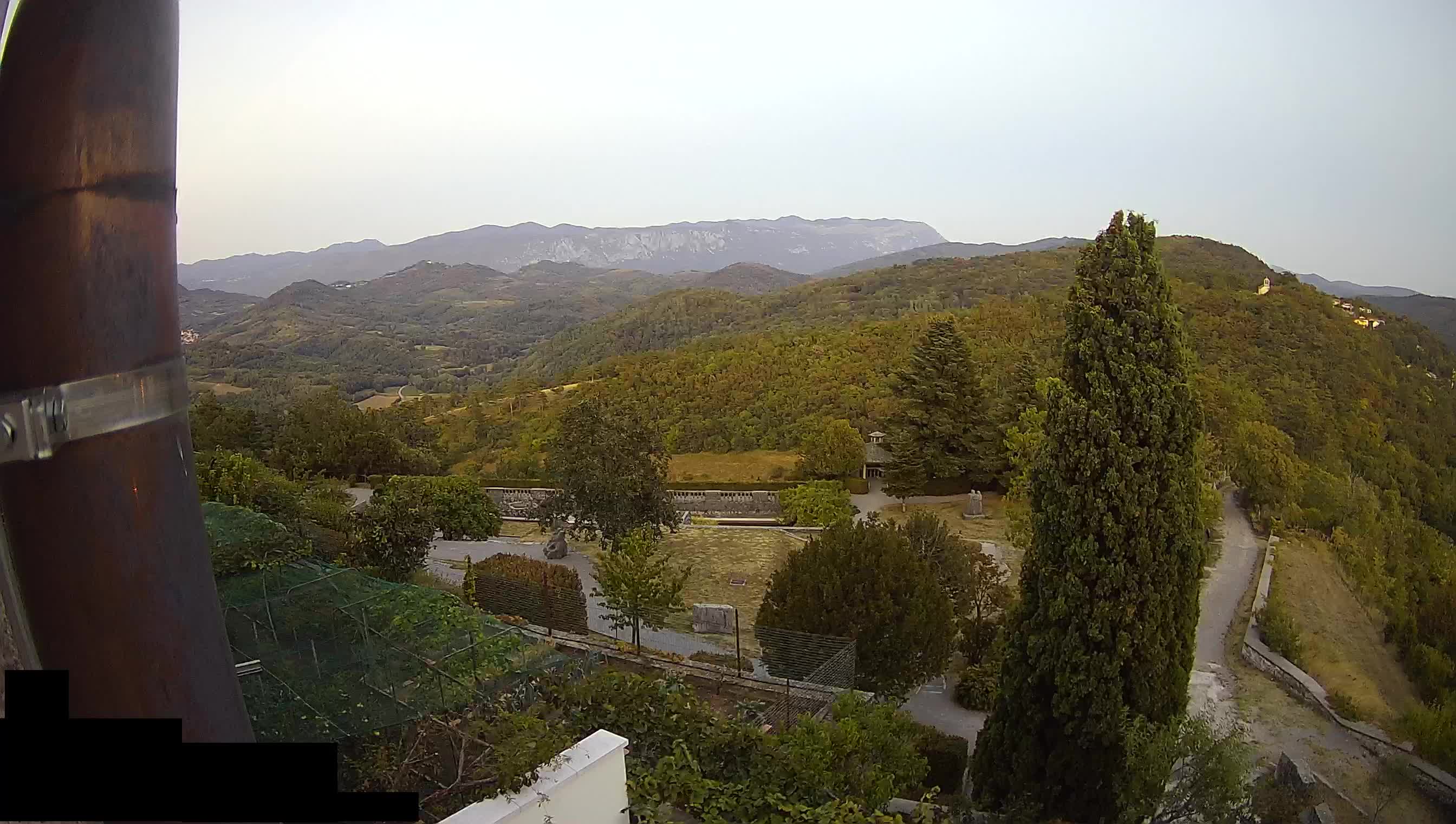 Live Webcam Štanjel –  Ferrari Garden – Slovenia livecam