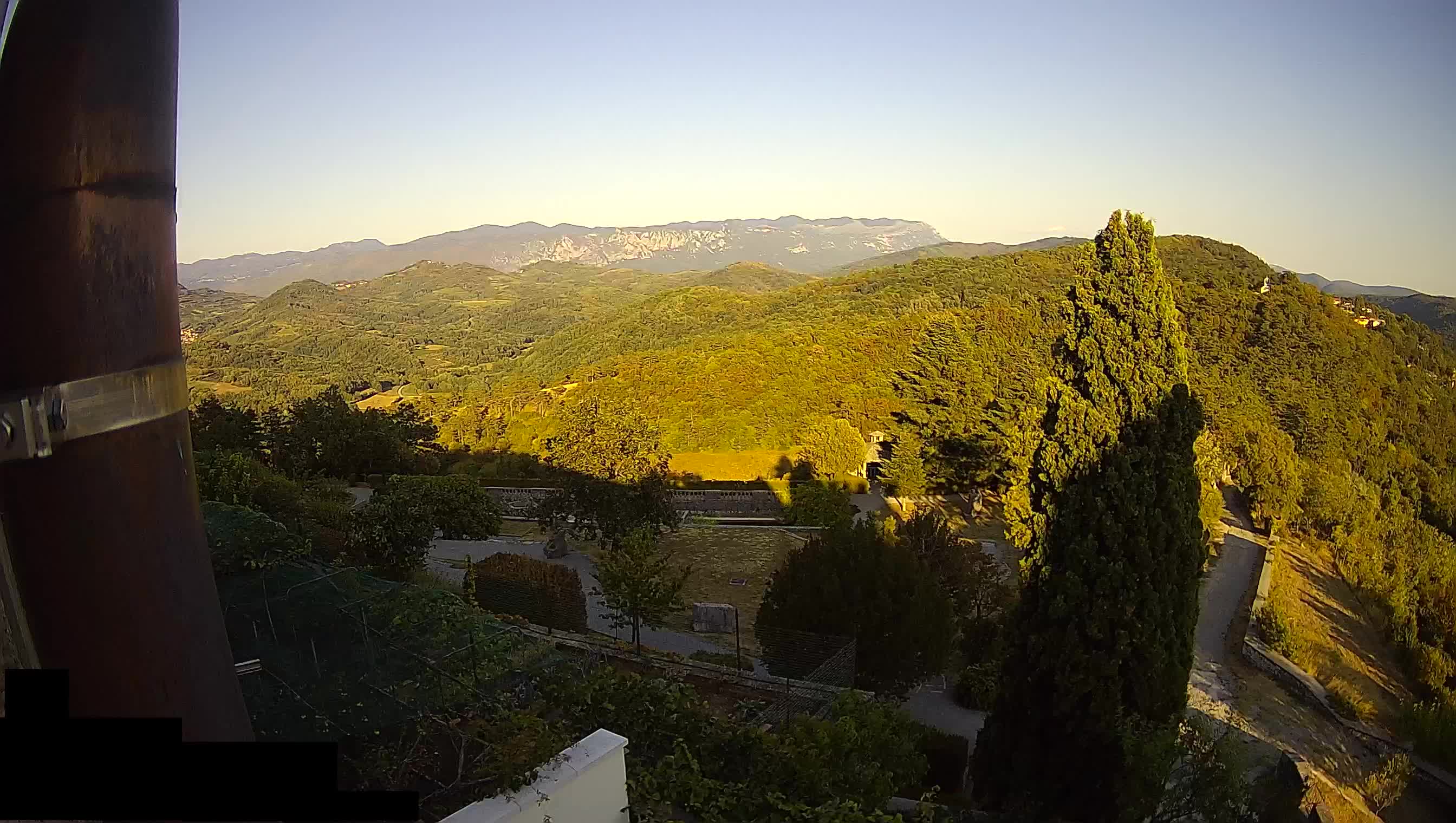 Live Webcam Štanjel – Ferrari Garden – Slovenia livecam
