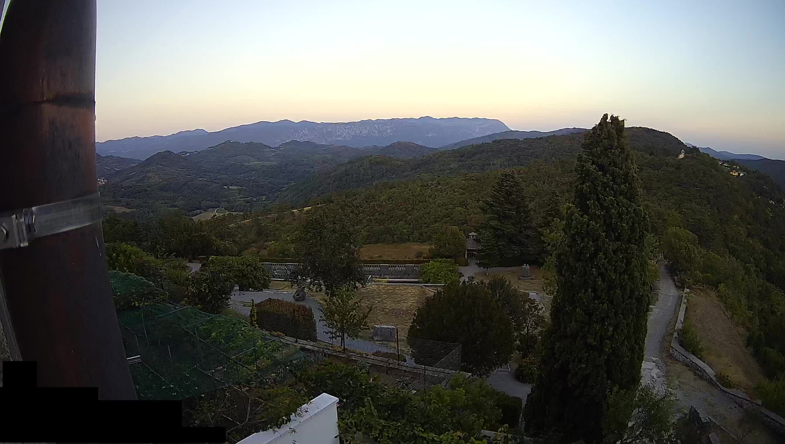 Webcam Štanjel –  Giardini Ferrari – Slovenia livecam