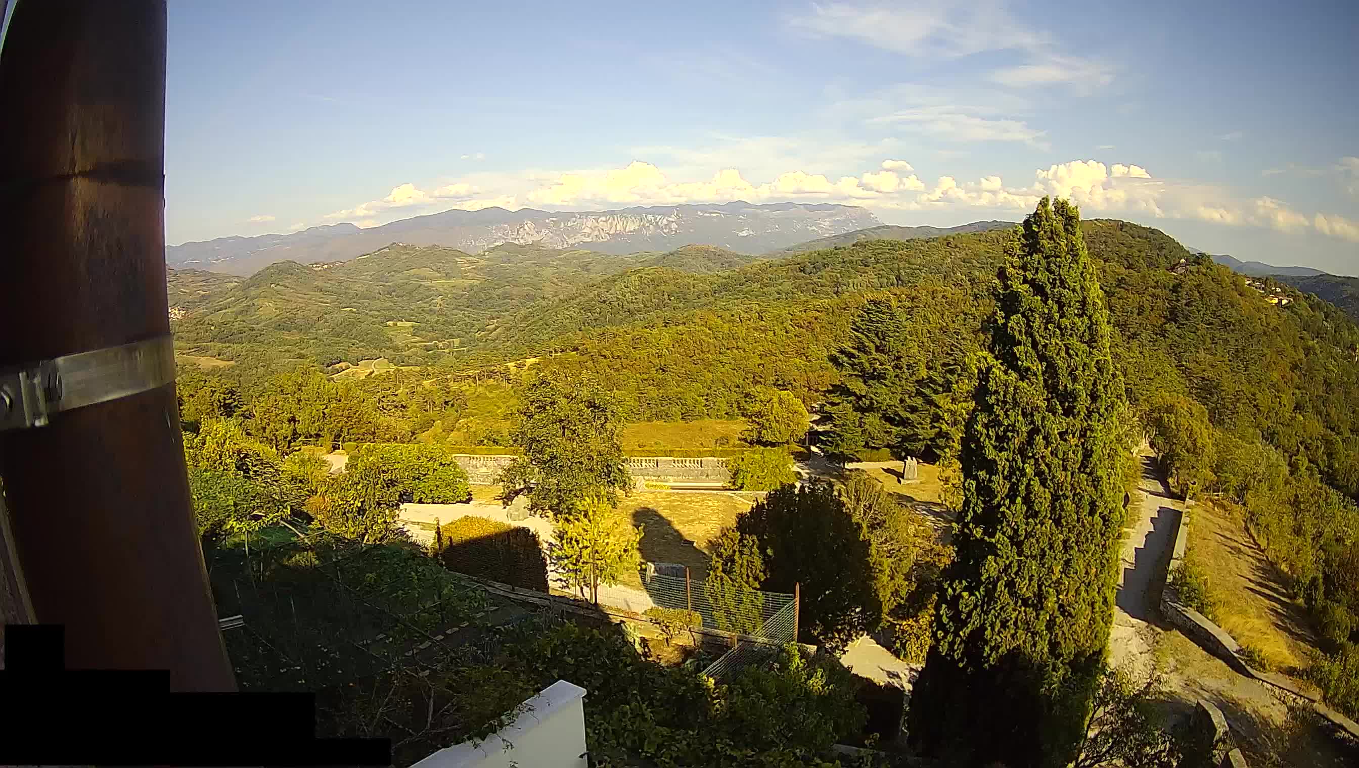 Live Webcam Štanjel –  Ferrari Garden – Slovenia livecam