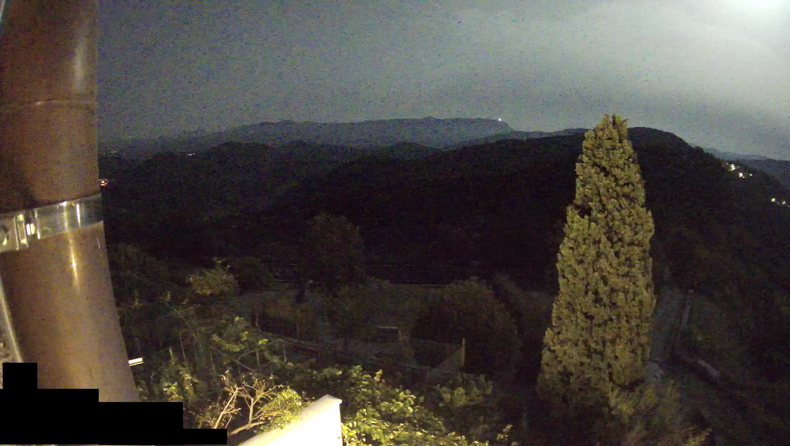 Webcam Štanjel –  Giardini Ferrari – Slovenia livecam