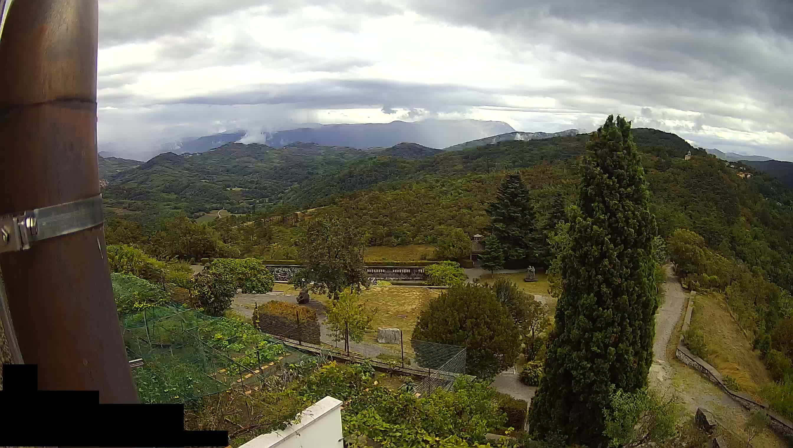 Live Webcam Štanjel –  Ferrari Garden – Slovenia livecam