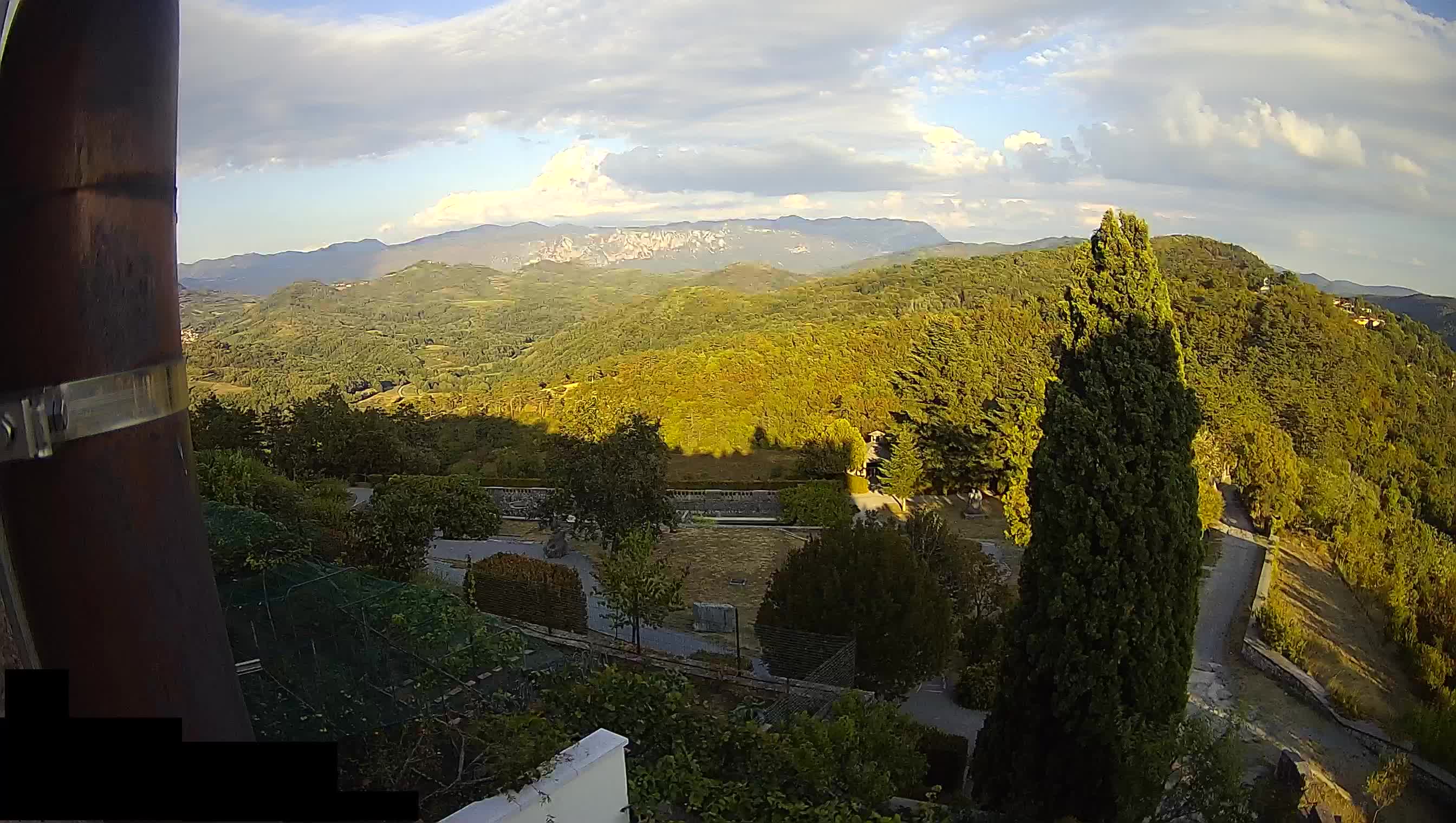 Live Webcam Štanjel –  Ferrari Garden – Slovenia livecam