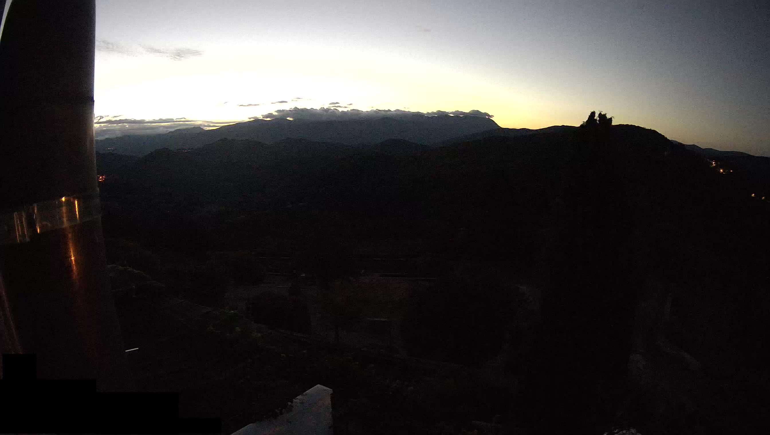 Webcam Štanjel – Giardini Ferrari – Slovenia livecam