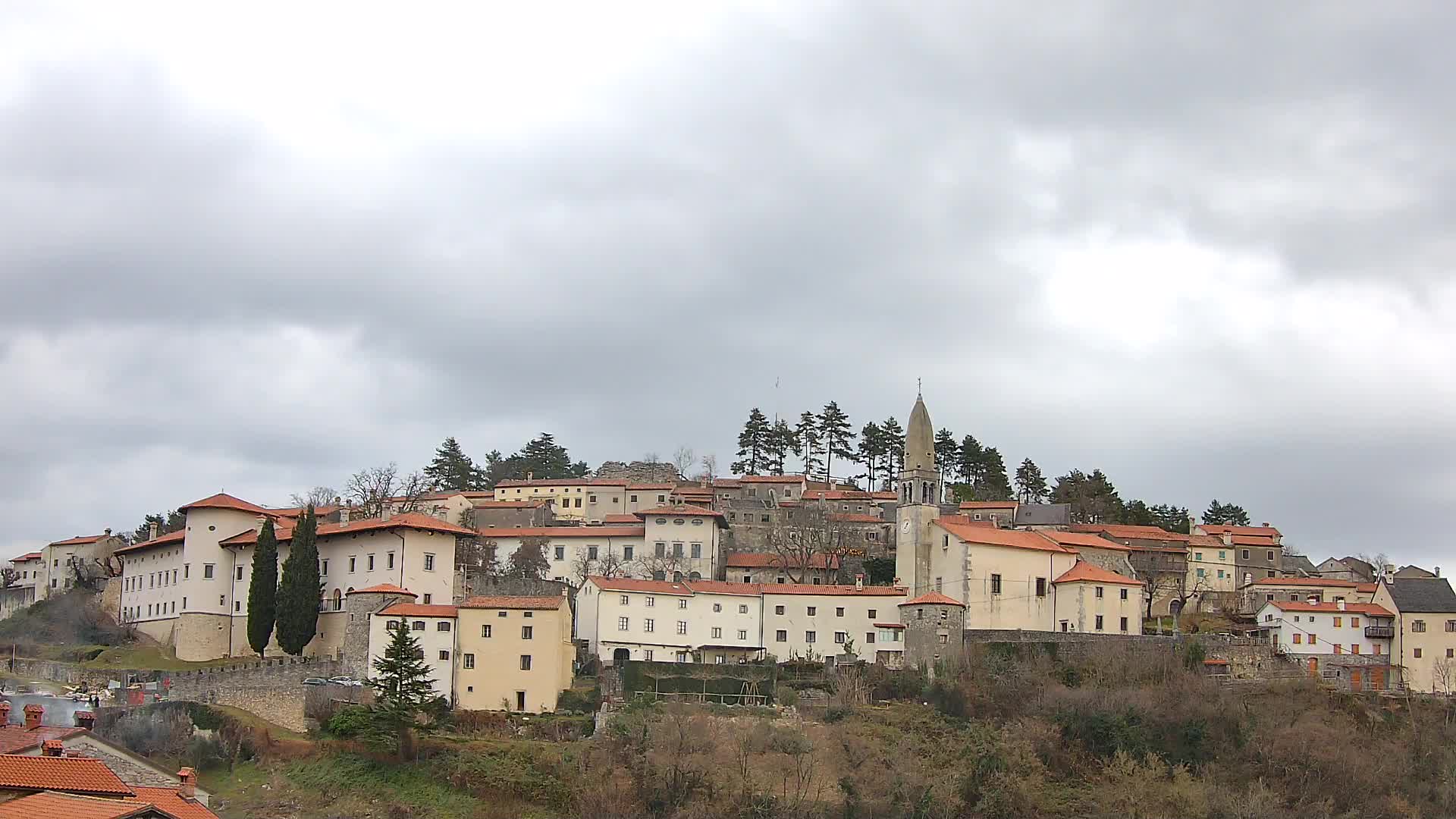 Štanjel – Entdecken Sie das Herz der Karstregion