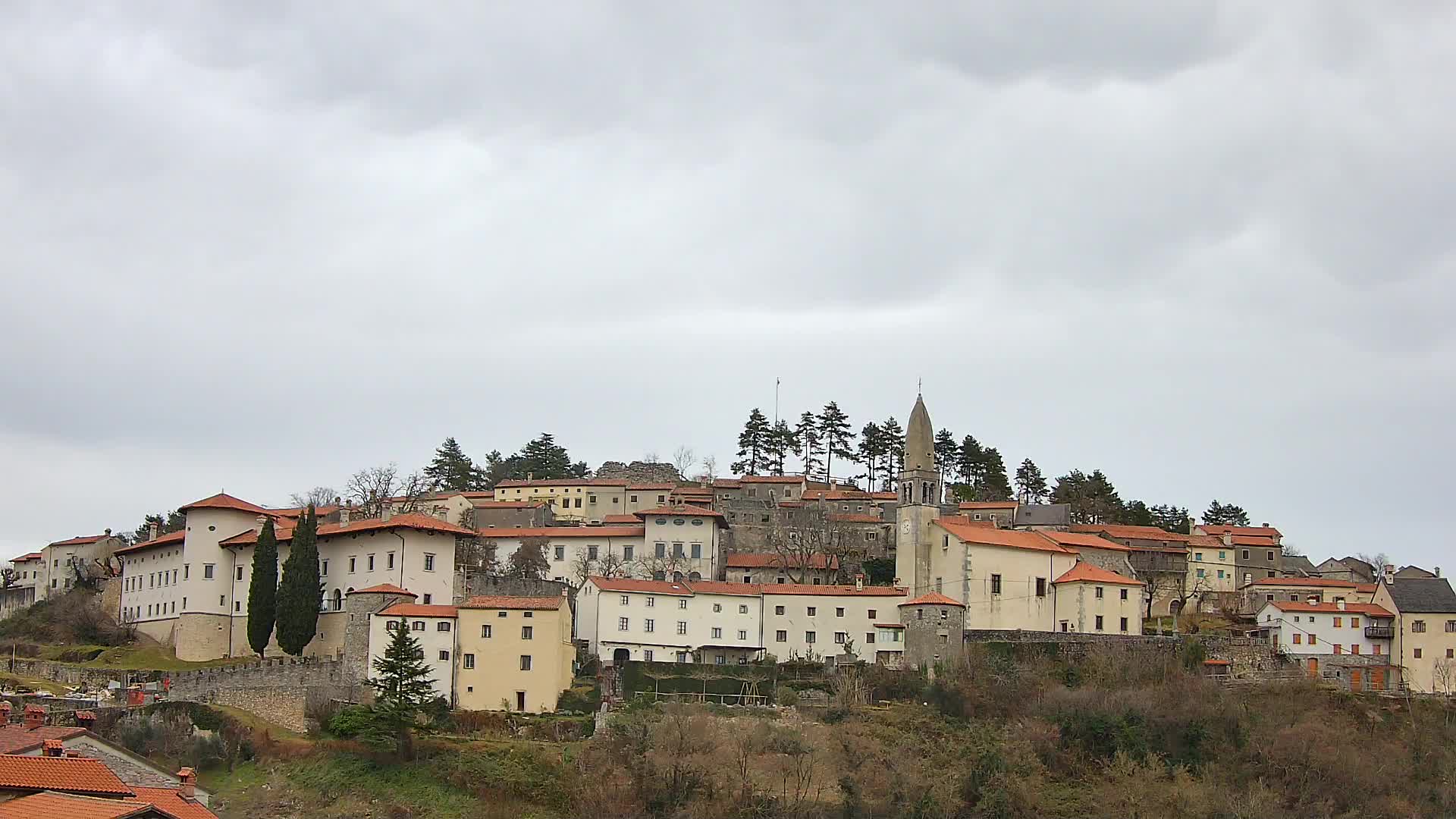 Štanjel – Découvrez le Cœur du Karst