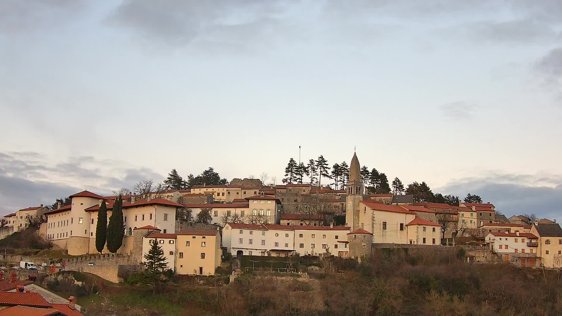 Štanjel Uživo: Otkrijte Srce Krasne Regije