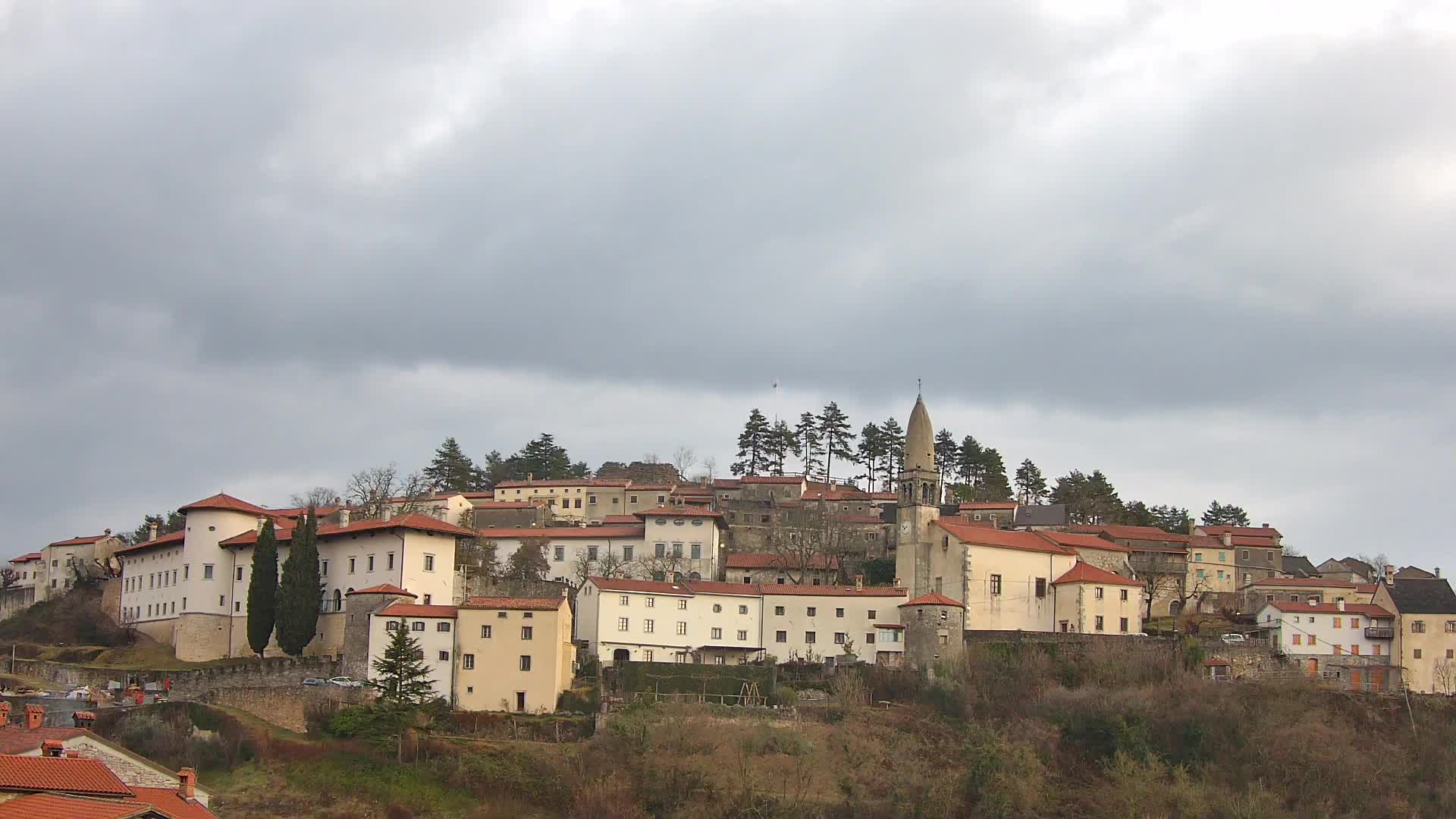 Štanjel – Entdecken Sie das Herz der Karstregion