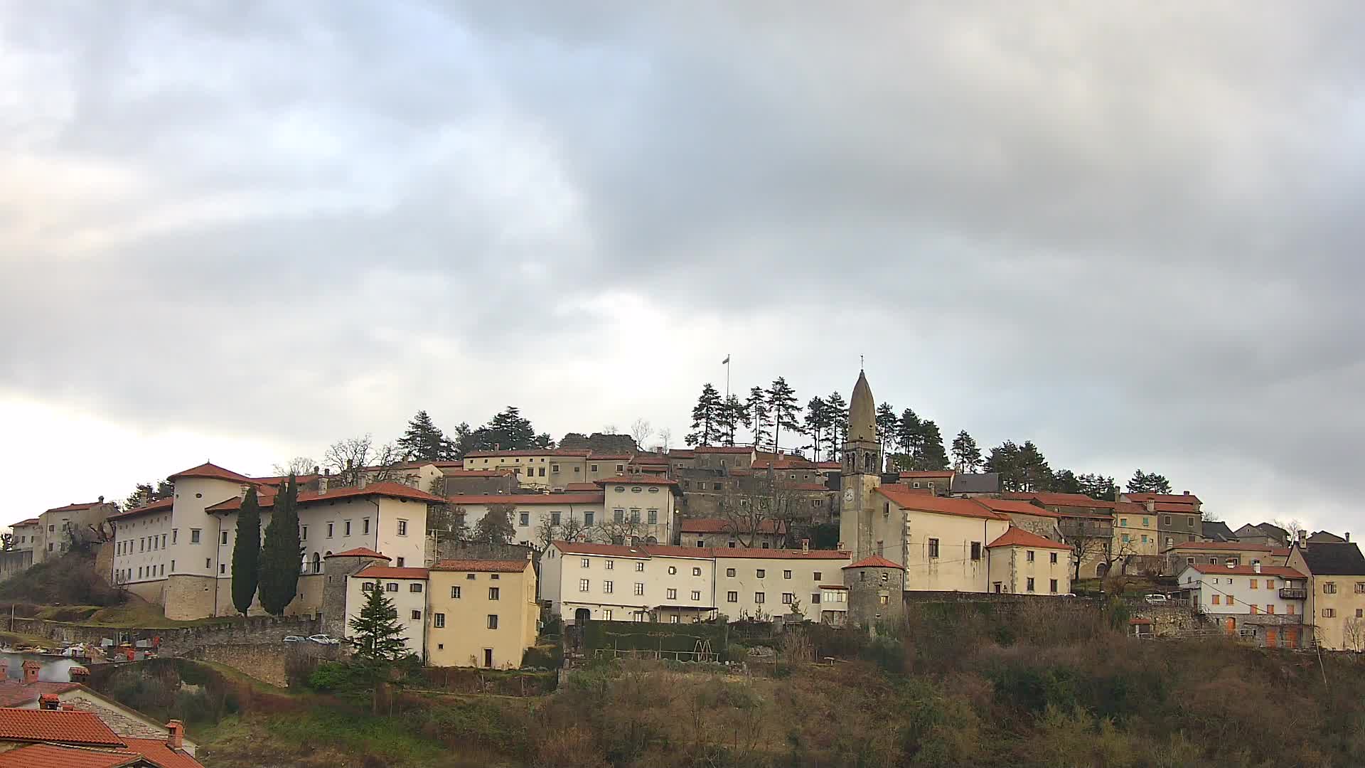 Štanjel – Entdecken Sie das Herz der Karstregion