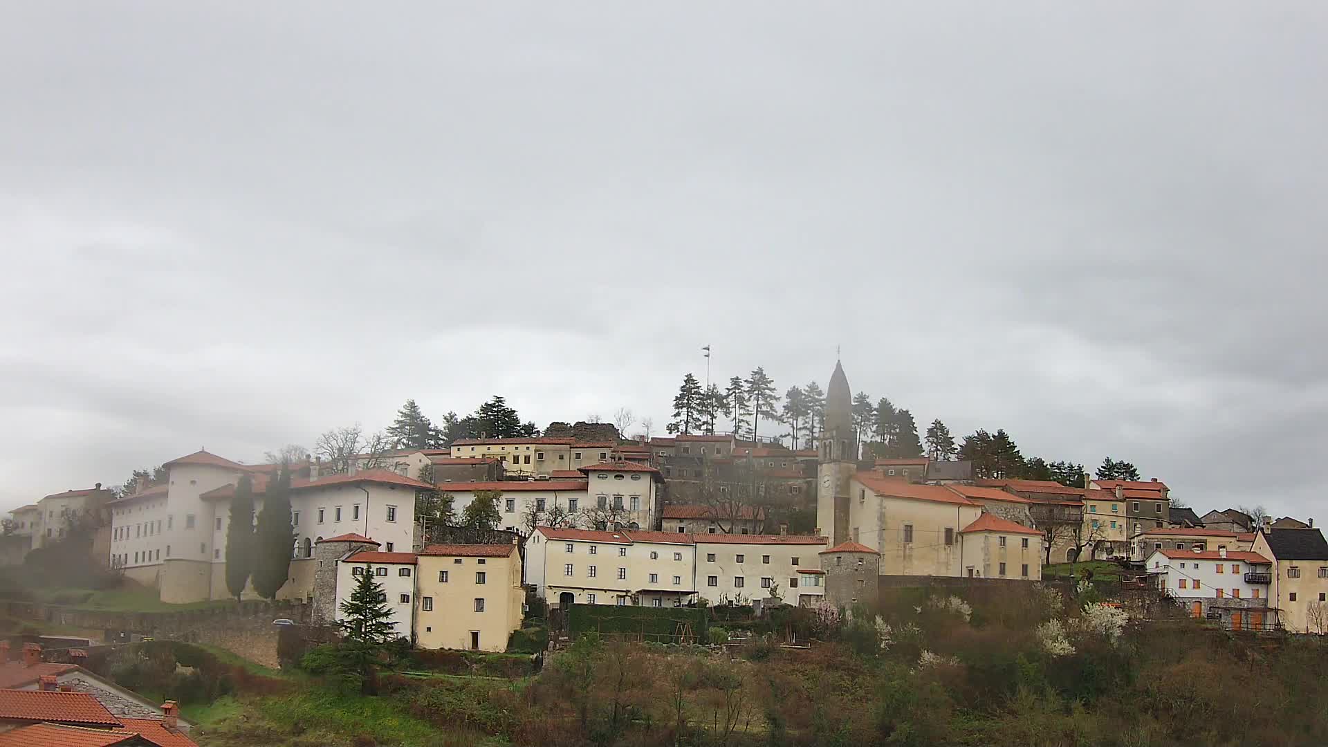 Štanjel – Entdecken Sie das Herz der Karstregion