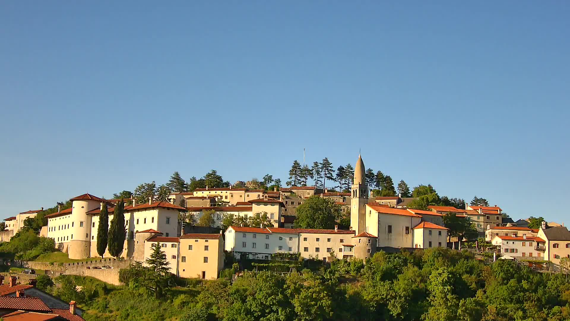 Štanjel – Entdecken Sie das Herz der Karstregion