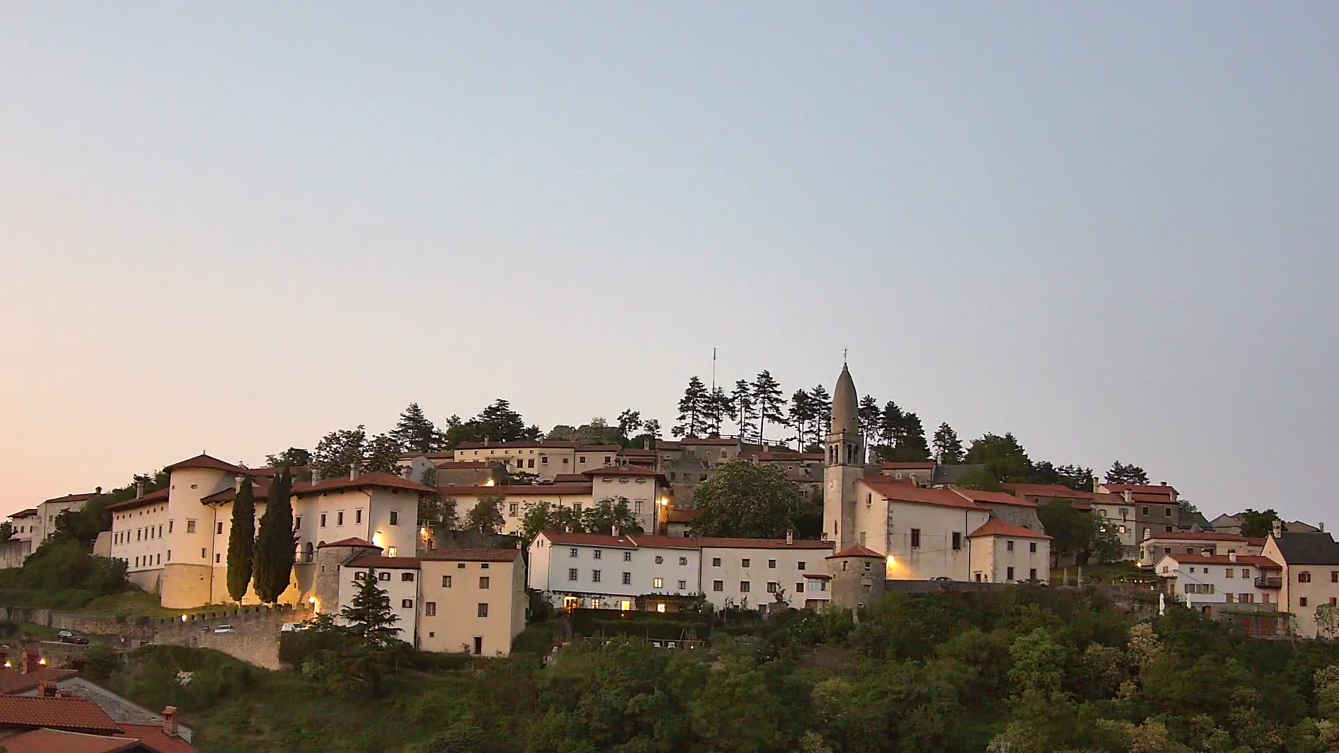 Štanjel Uživo: Otkrijte Srce Krasne Regije