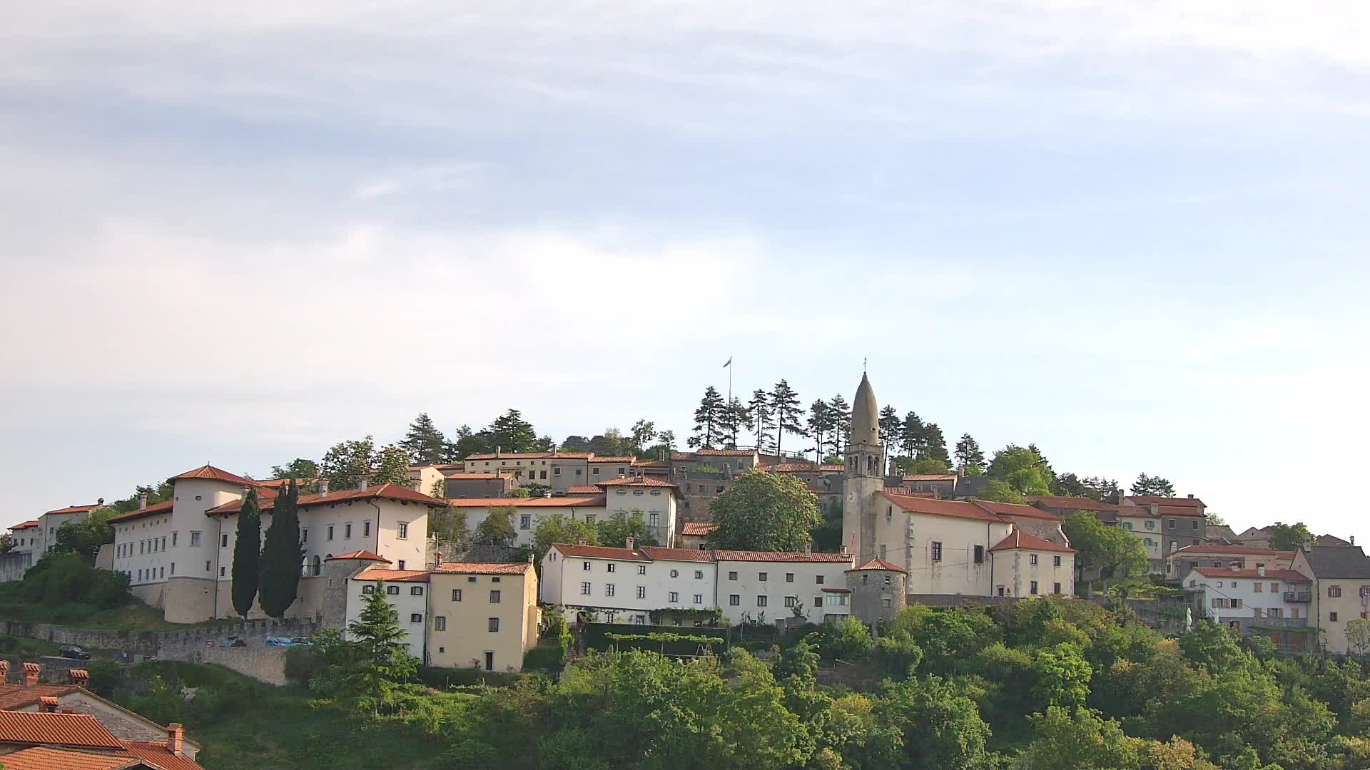 Štanjel – Entdecken Sie das Herz der Karstregion