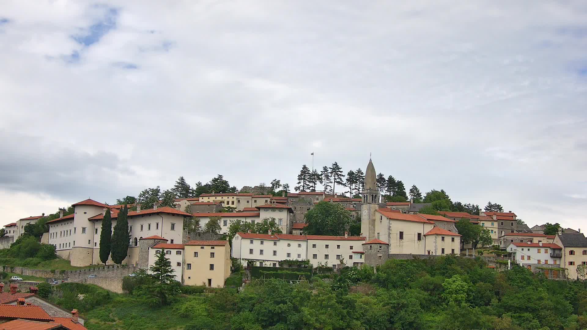 Štanjel – Entdecken Sie das Herz der Karstregion