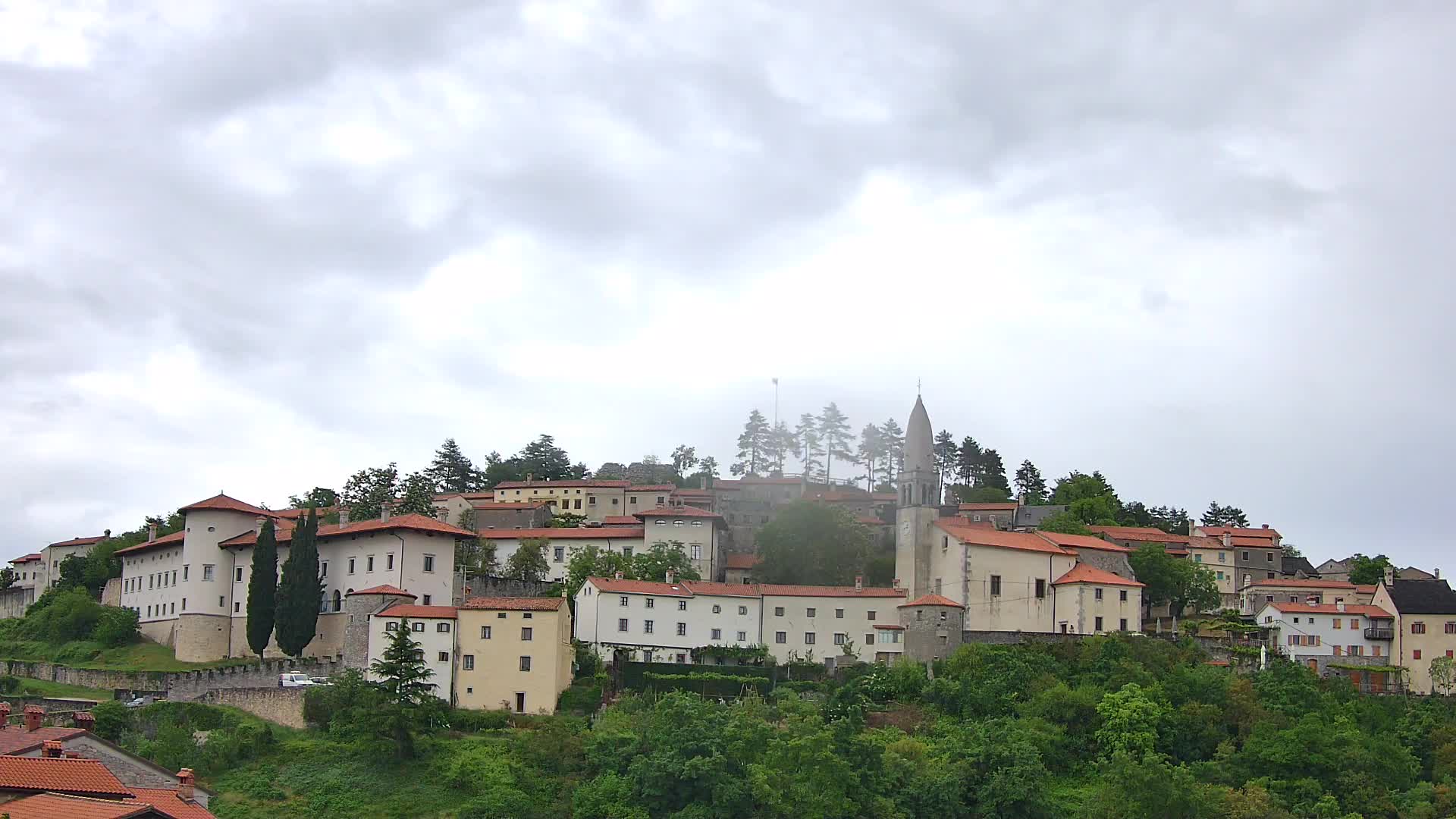 Štanjel – Entdecken Sie das Herz der Karstregion