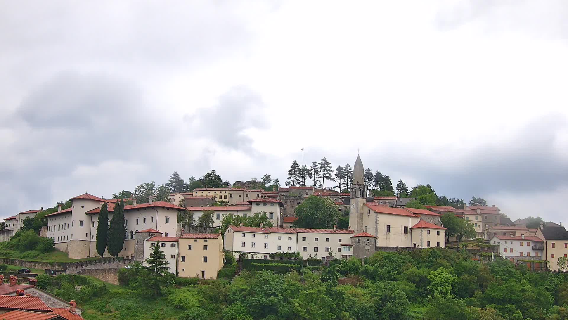 Štanjel – Entdecken Sie das Herz der Karstregion