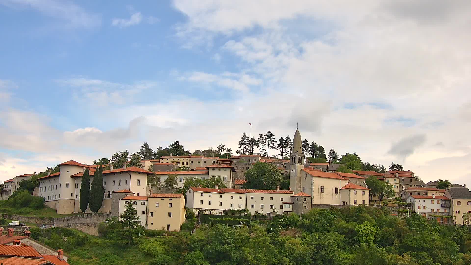 Štanjel – Entdecken Sie das Herz der Karstregion