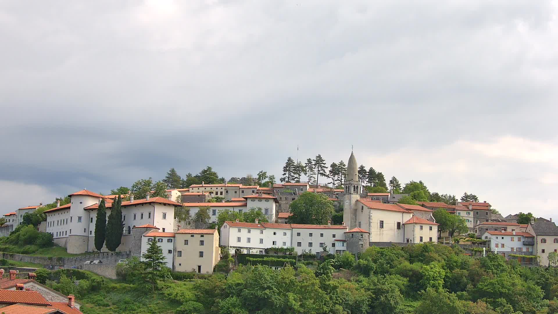 Štanjel – Entdecken Sie das Herz der Karstregion