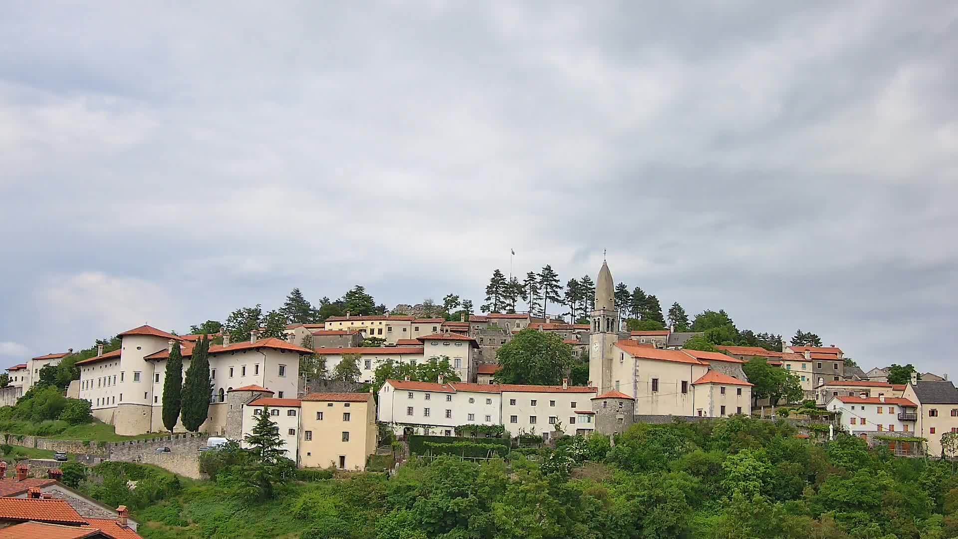 Štanjel – Entdecken Sie das Herz der Karstregion