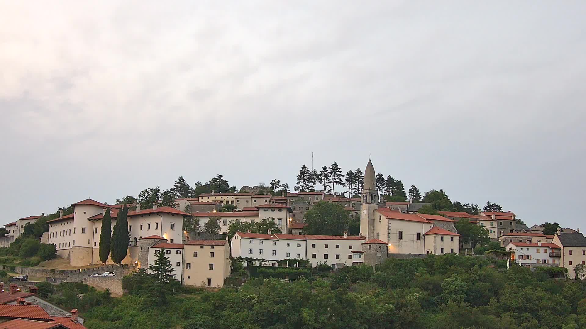 Štanjel – Entdecken Sie das Herz der Karstregion