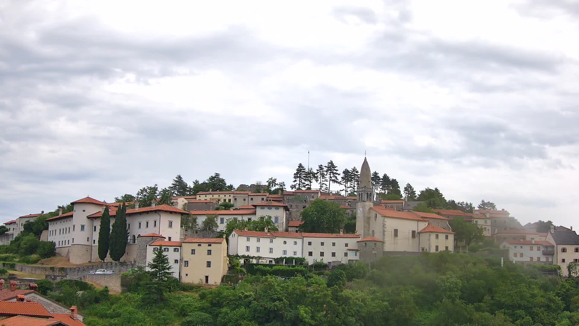Štanjel – Entdecken Sie das Herz der Karstregion