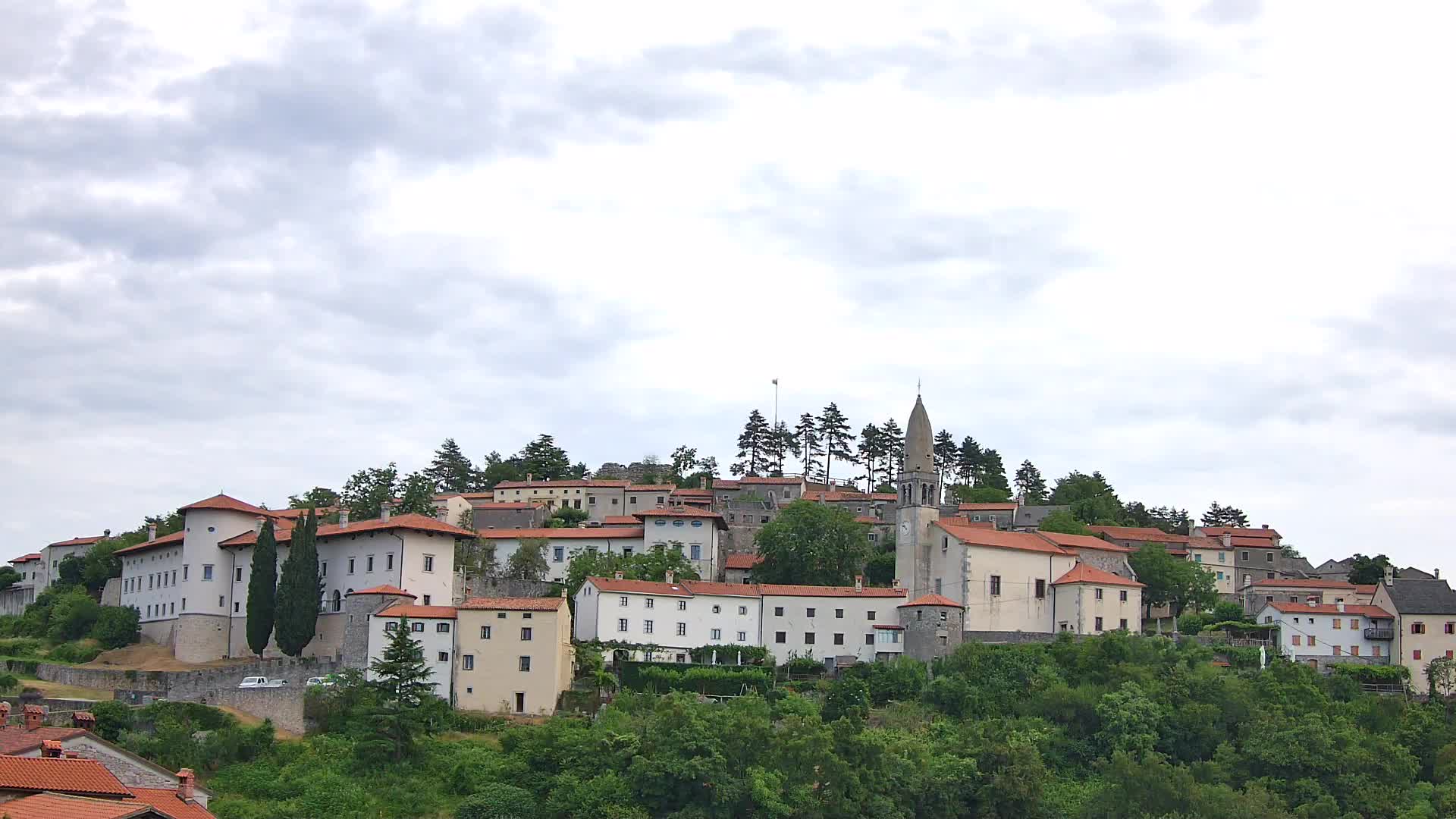 Štanjel – Entdecken Sie das Herz der Karstregion