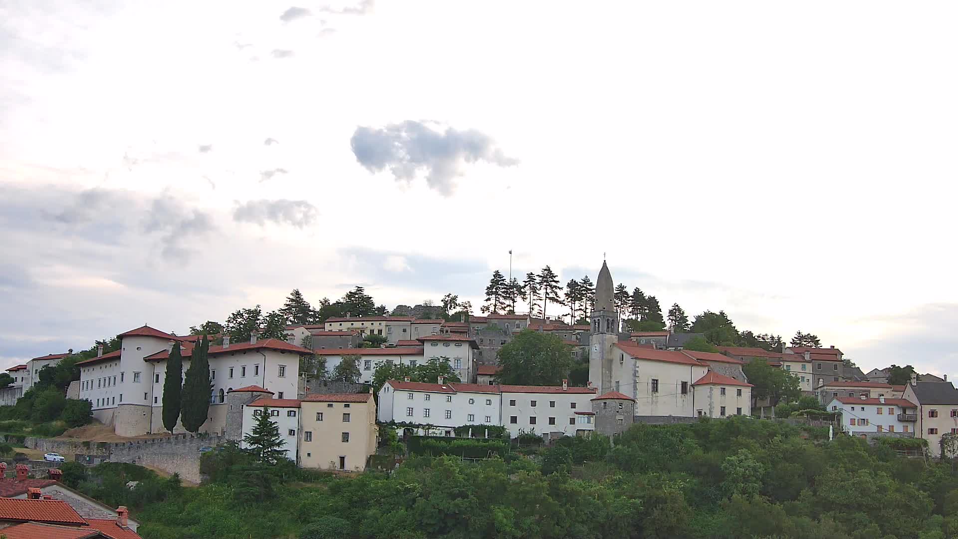 Štanjel – Entdecken Sie das Herz der Karstregion