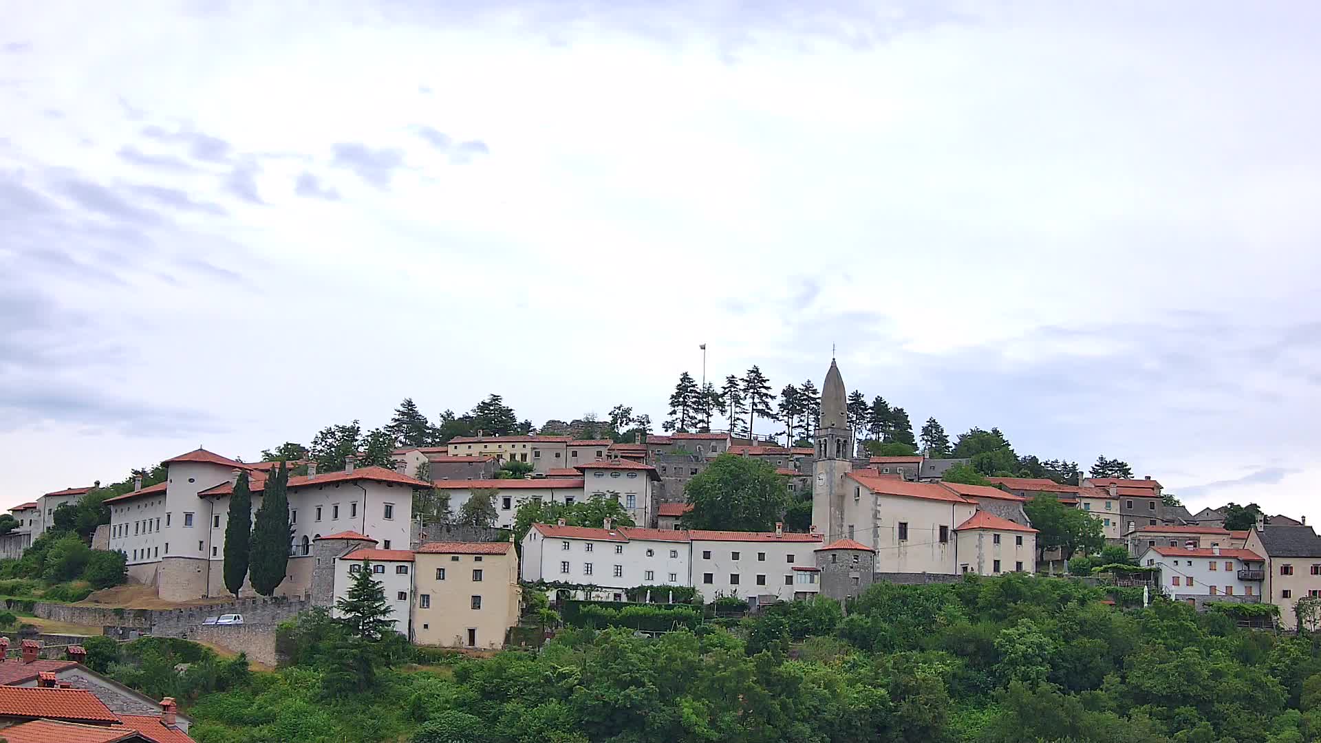 Štanjel – Entdecken Sie das Herz der Karstregion