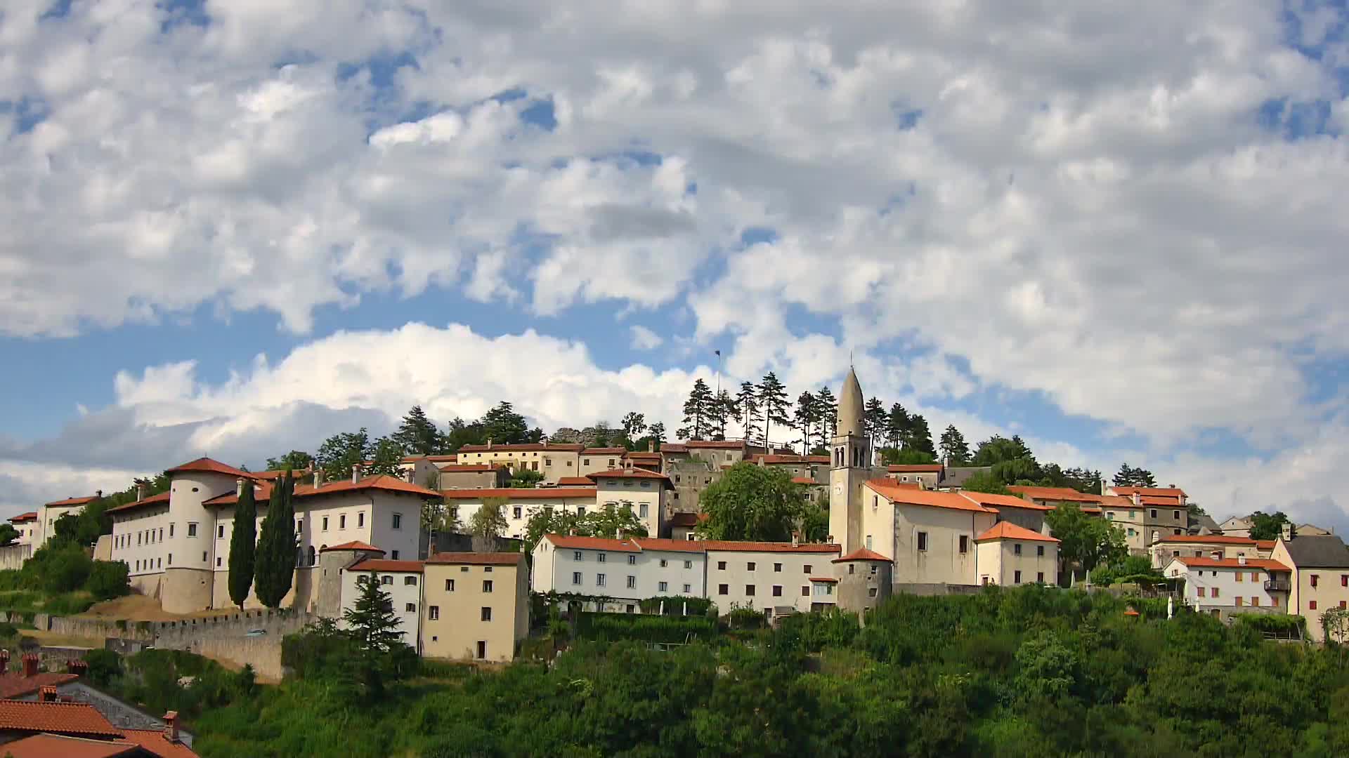 Štanjel – Entdecken Sie das Herz der Karstregion
