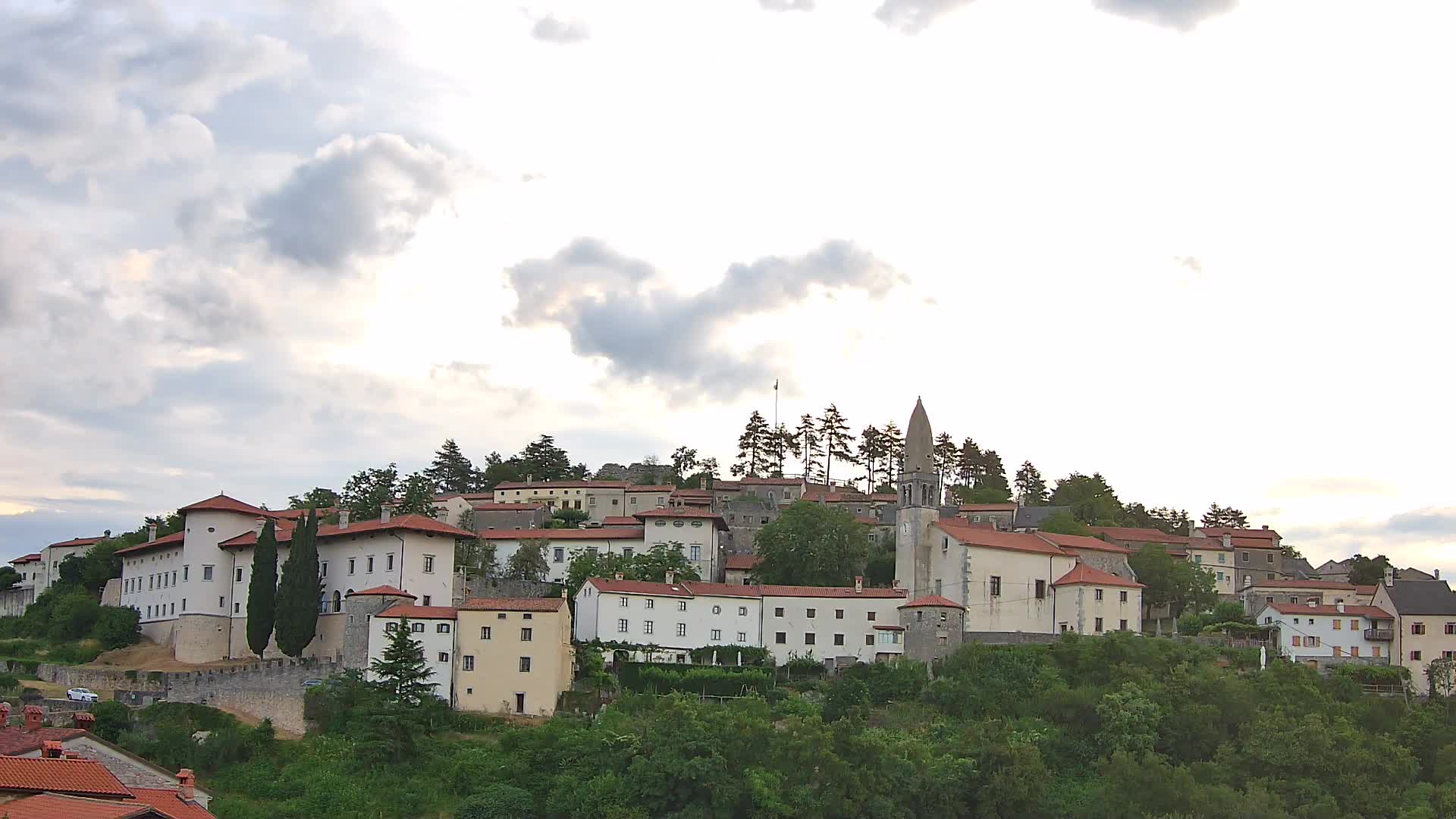 Štanjel – Entdecken Sie das Herz der Karstregion