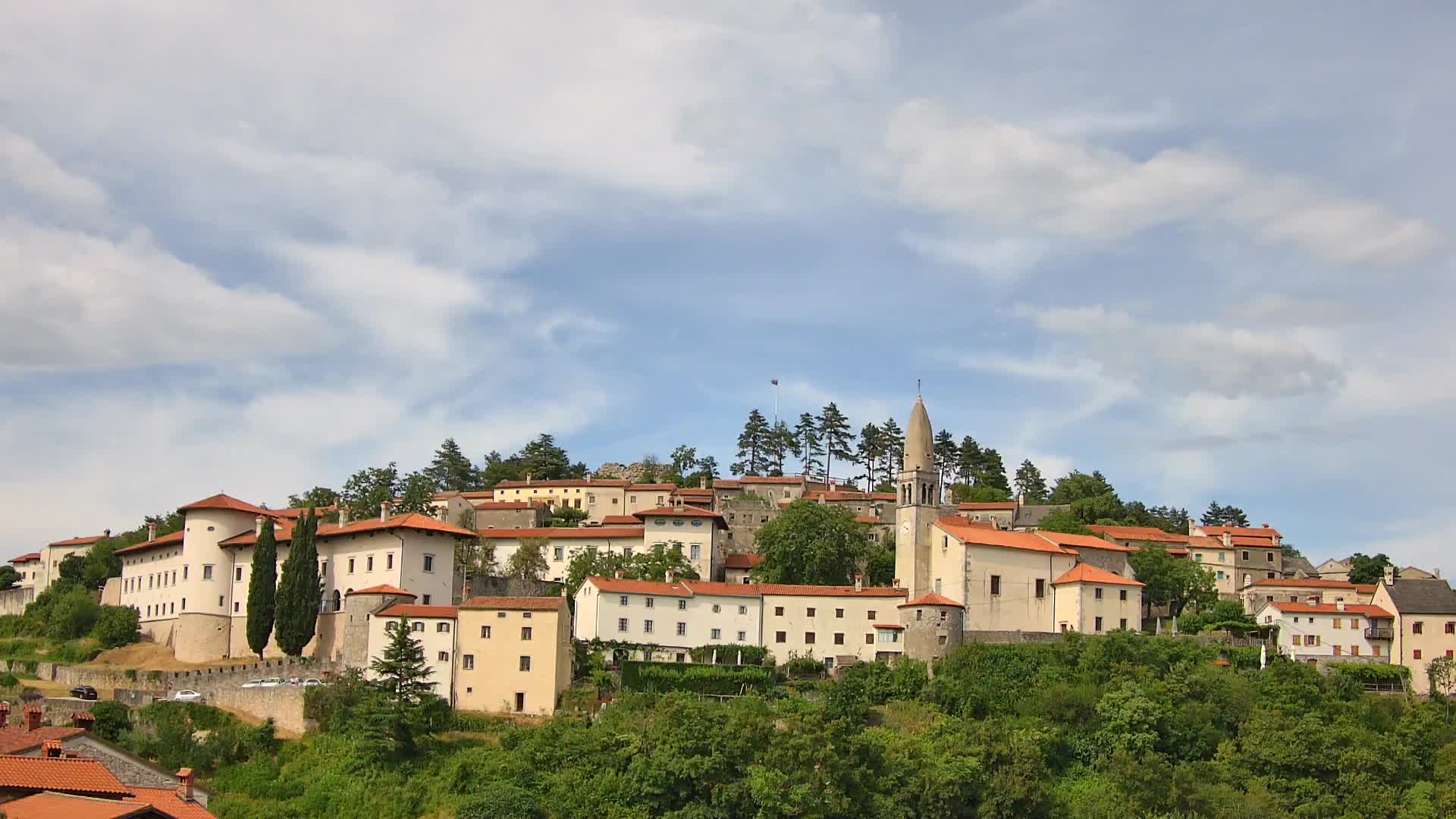 Štanjel – Entdecken Sie das Herz der Karstregion